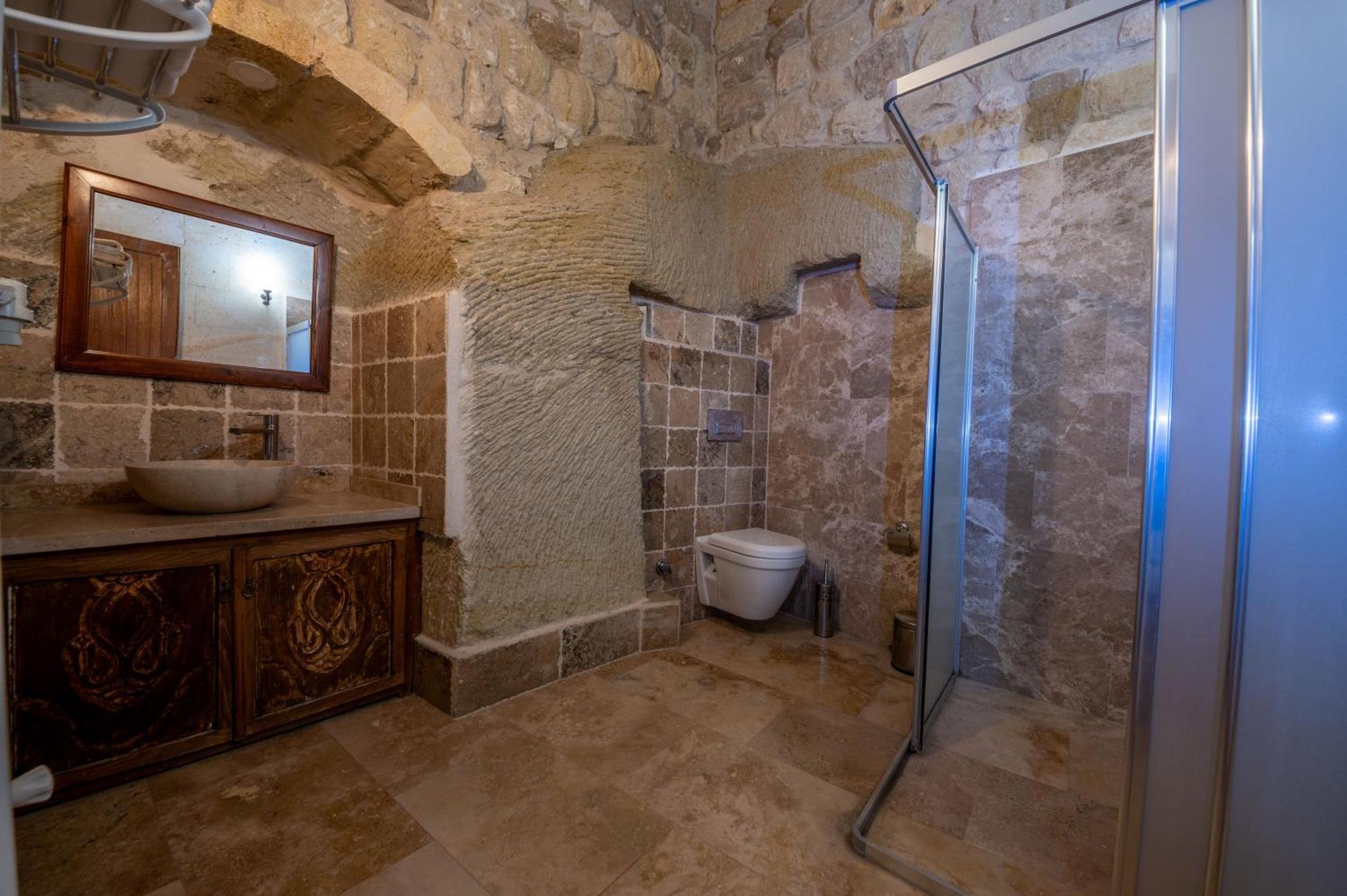 Hotel Kapalos Cave *