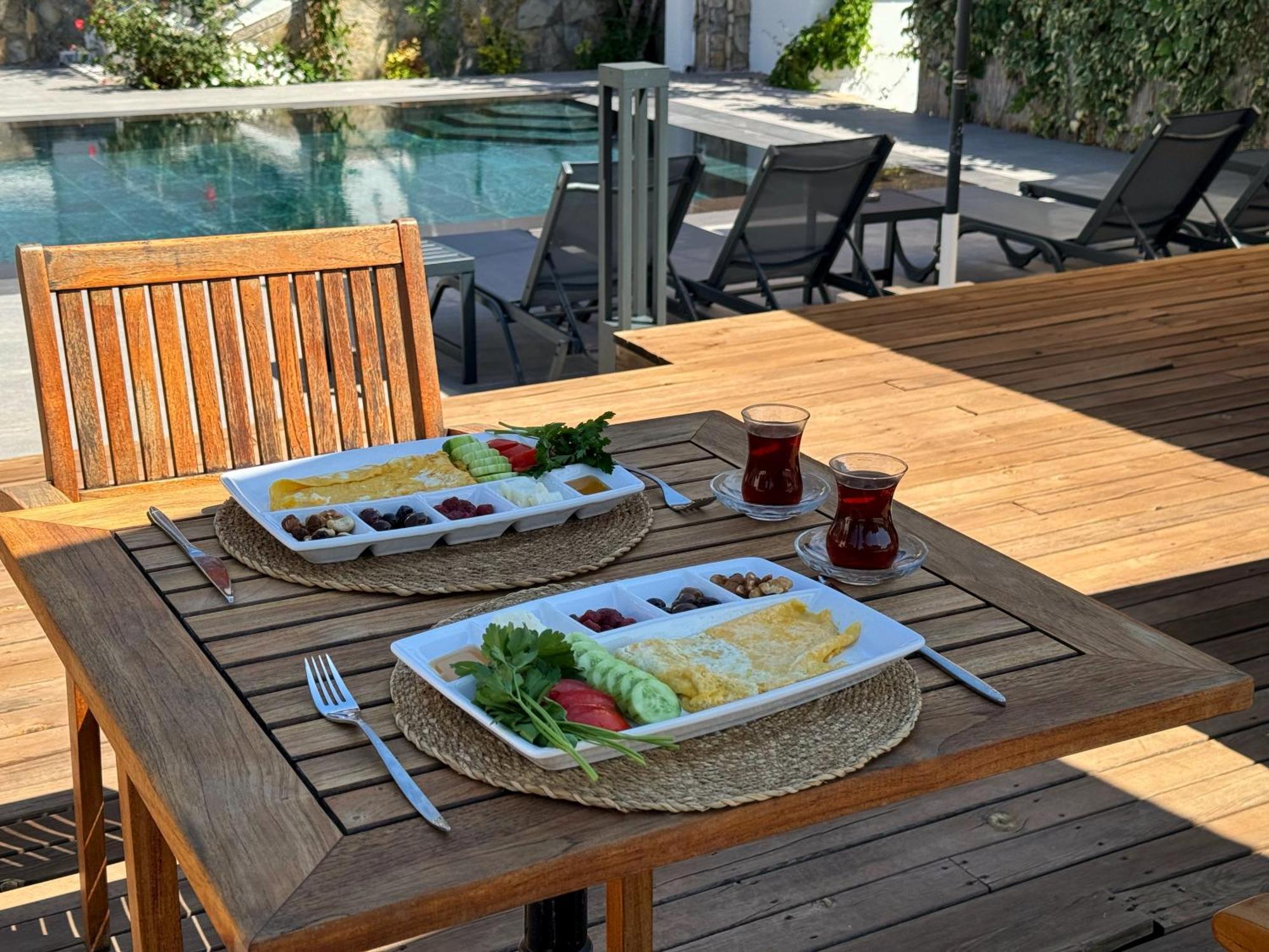 Tomsan & Akyaka Hotel *