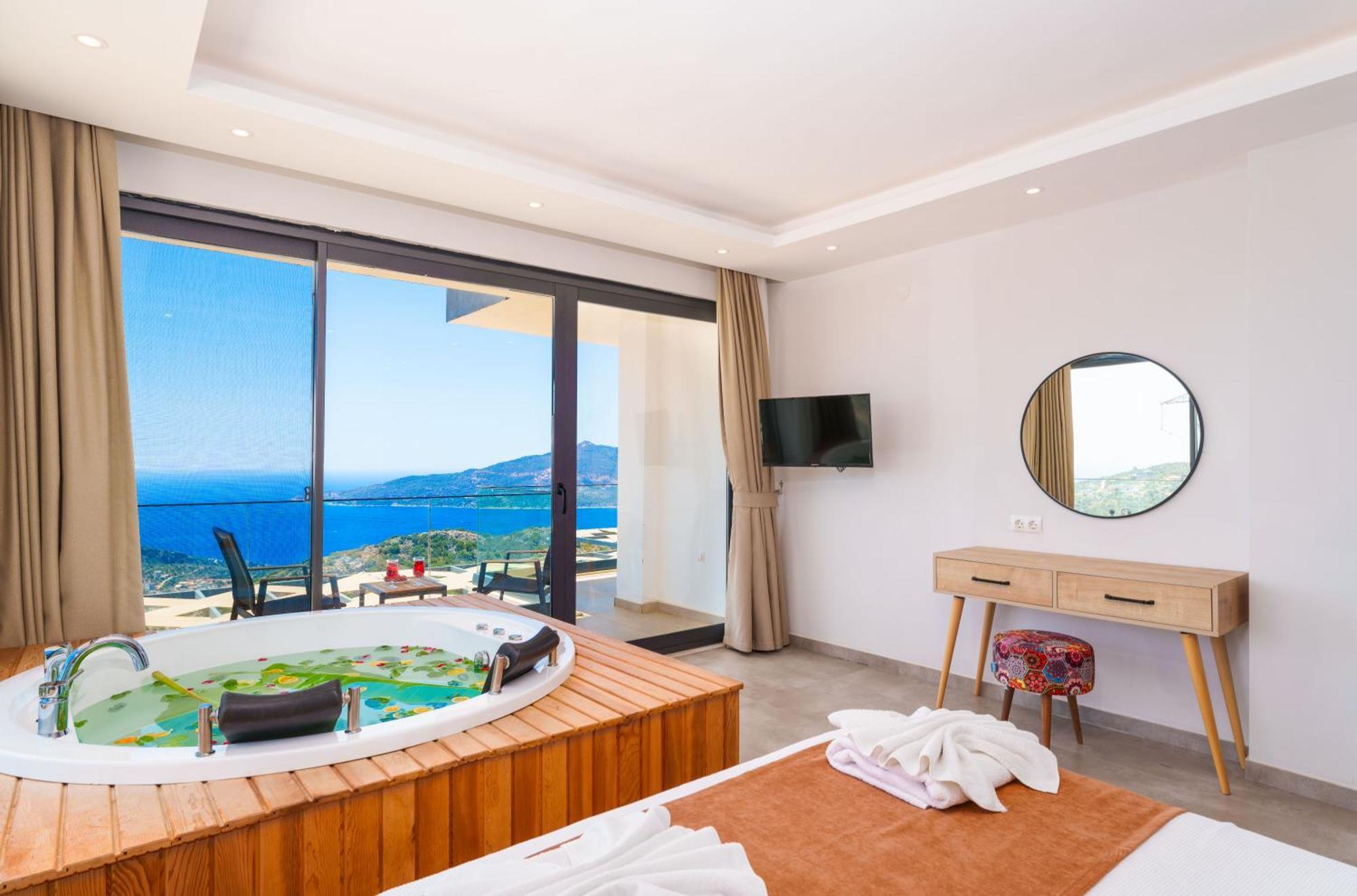 Villa Lamazi 3 *