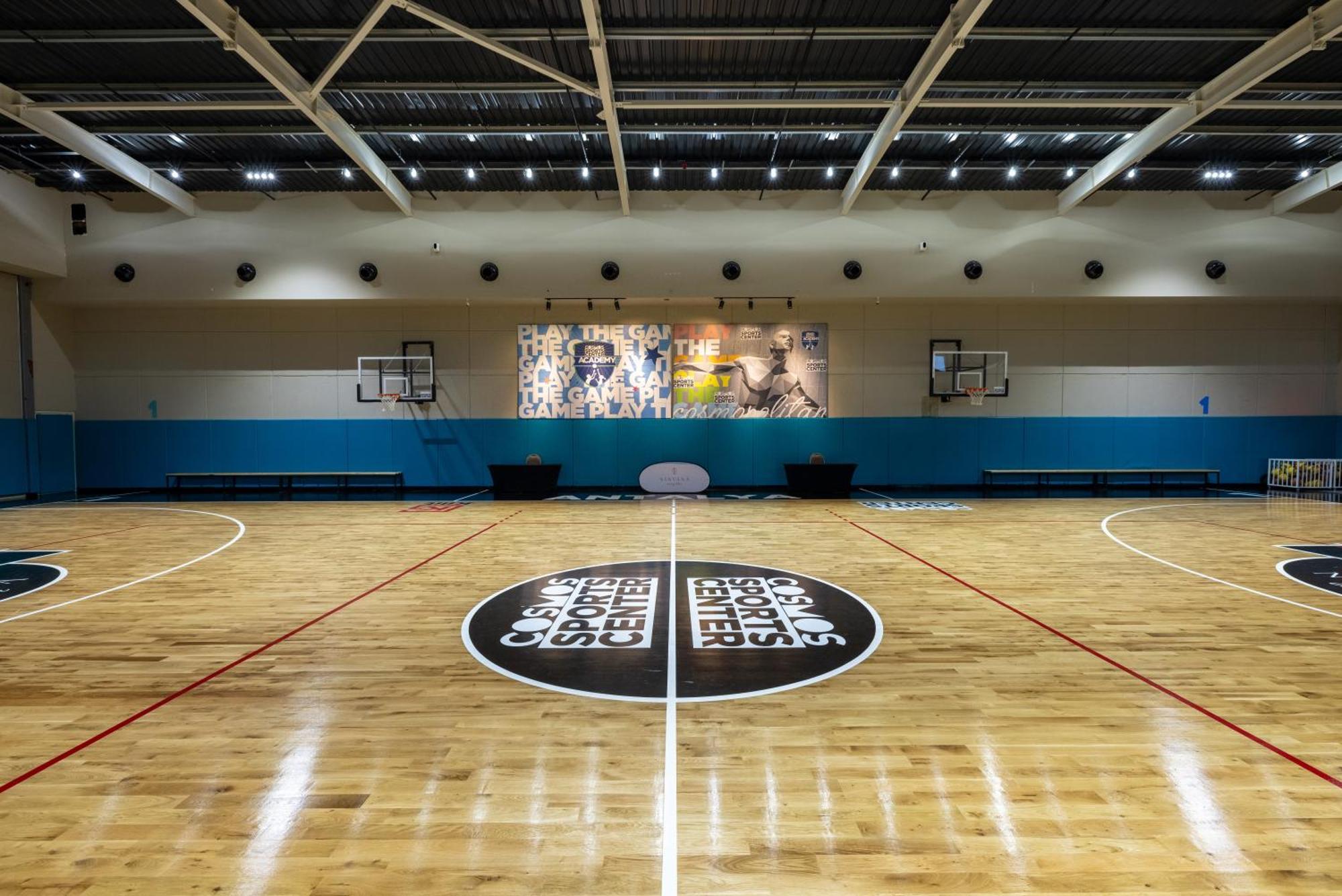 Nirvana Cosmopolitan - Convention & Sports Center