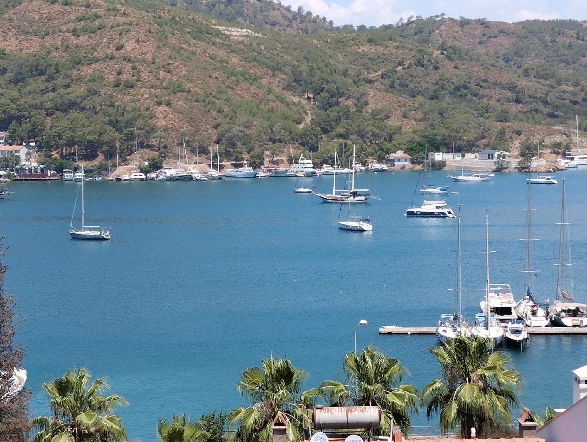 Duygu Spellbinding Sea Views Aparthotel 2*