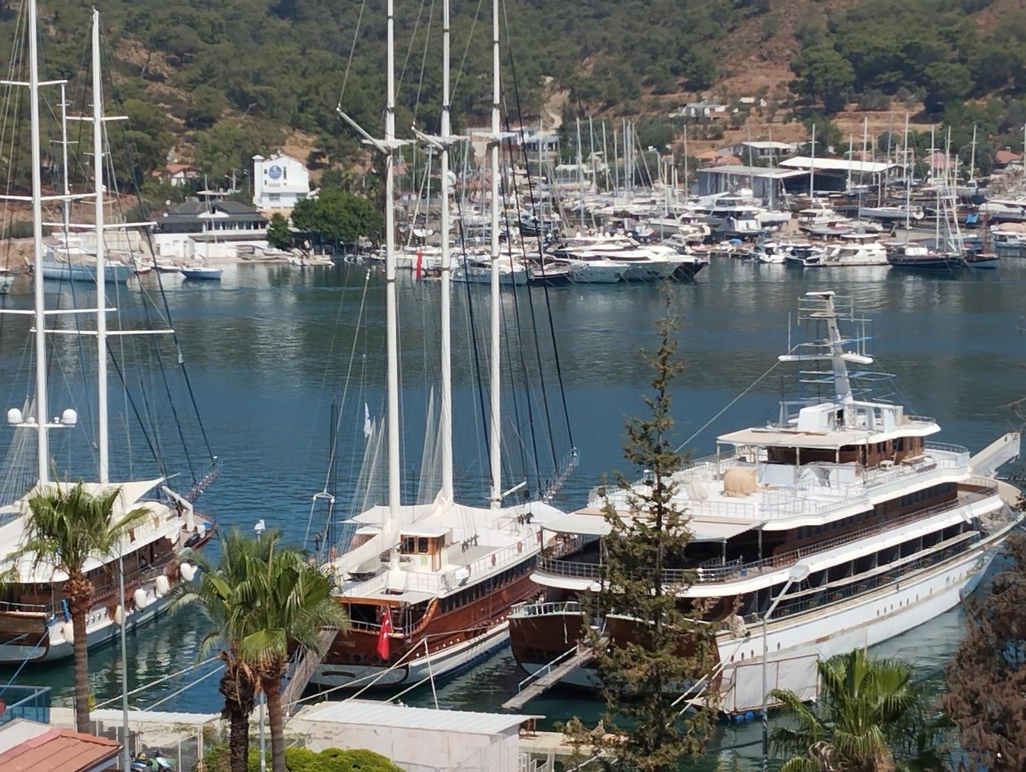 Duygu Spellbinding Sea Views Aparthotel Fethiye