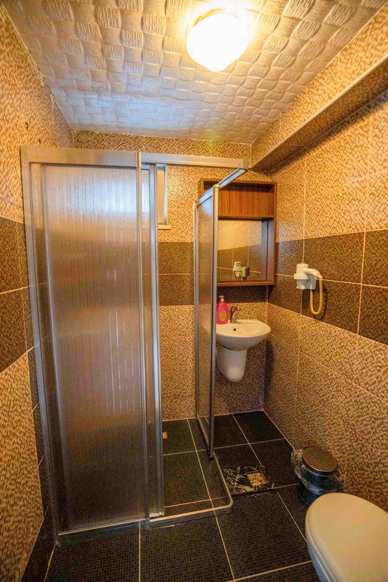 Kutlugun Sahil Hotel Akcay (Edremit)
