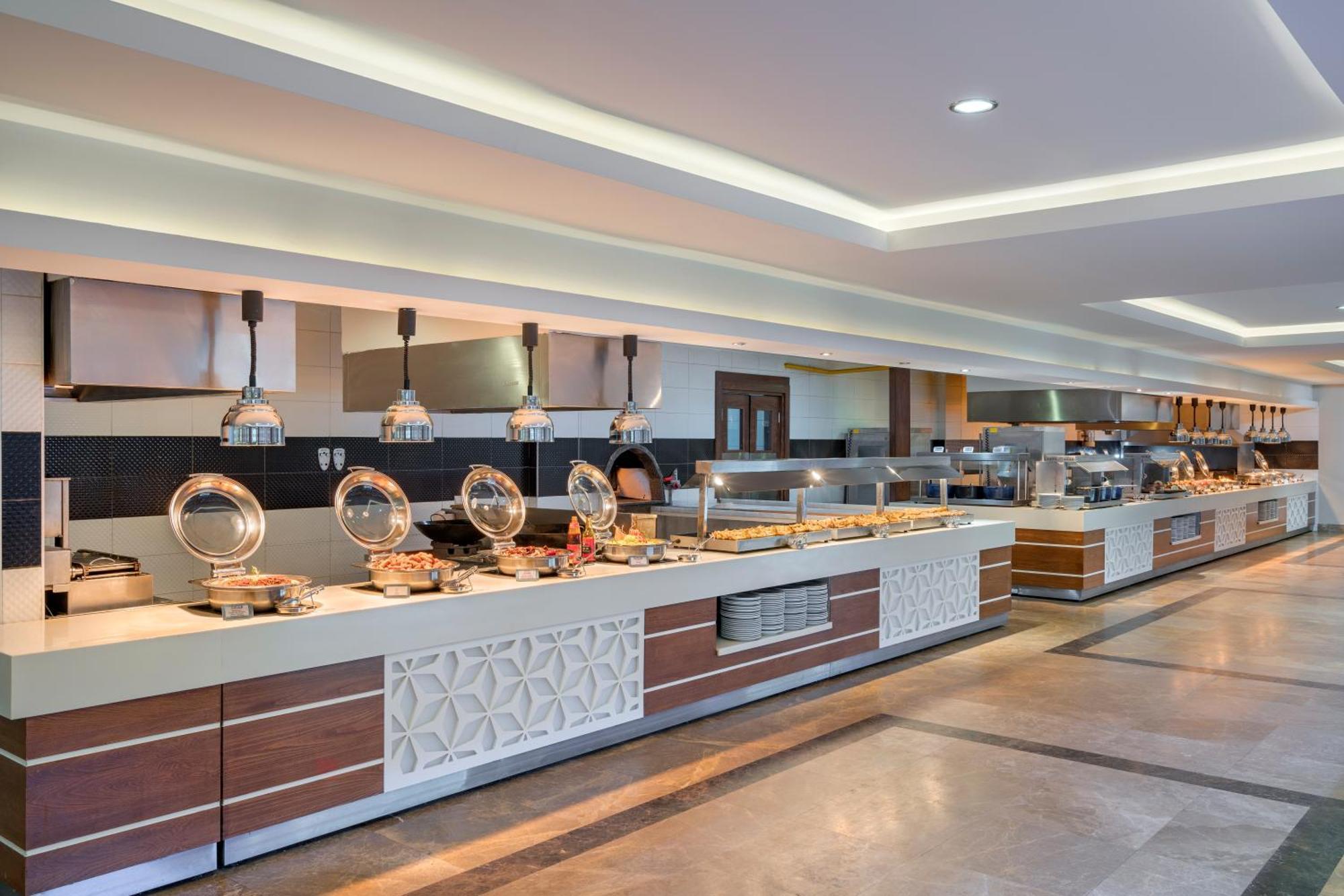 Max Hotel 5*