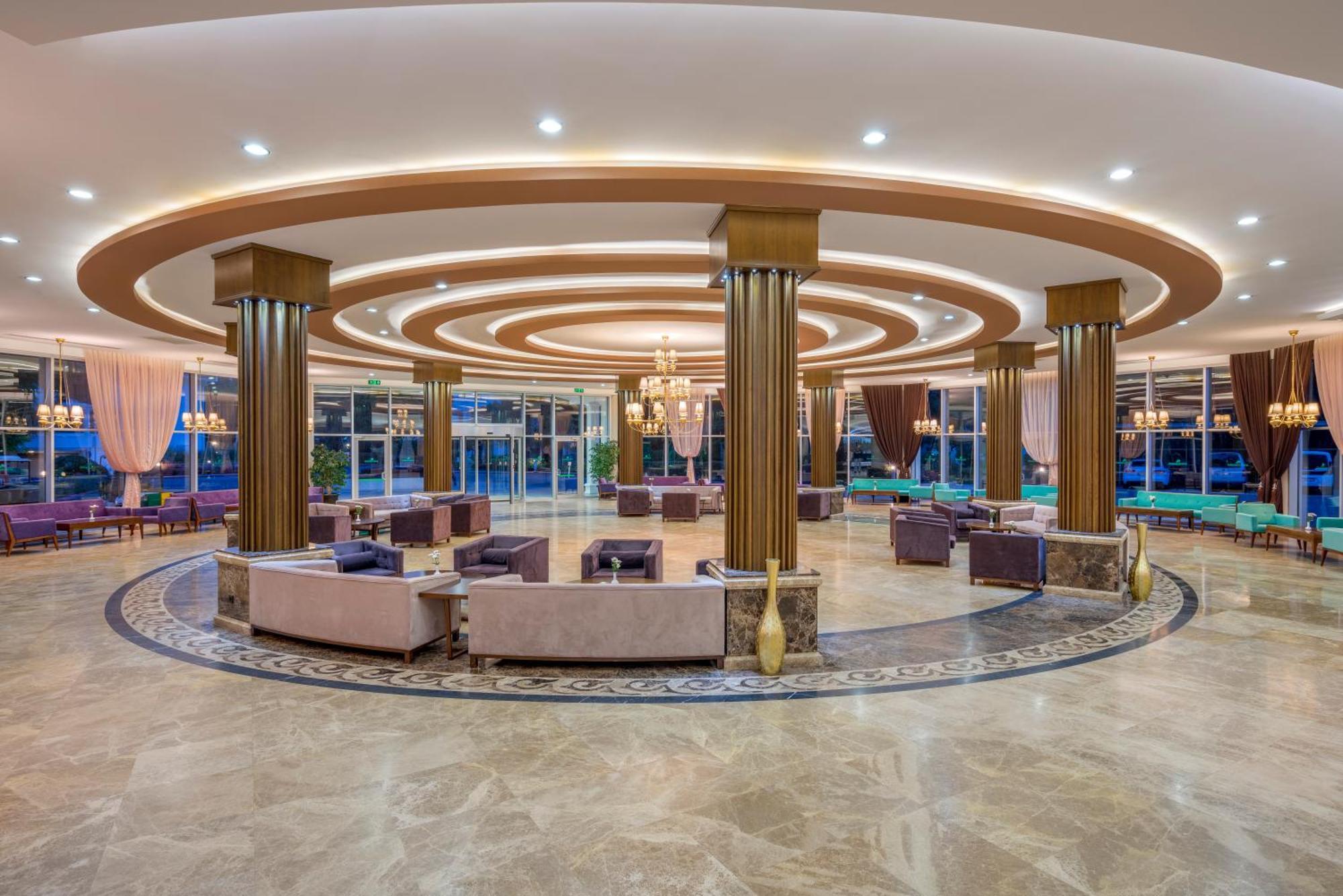 Max Hotel
