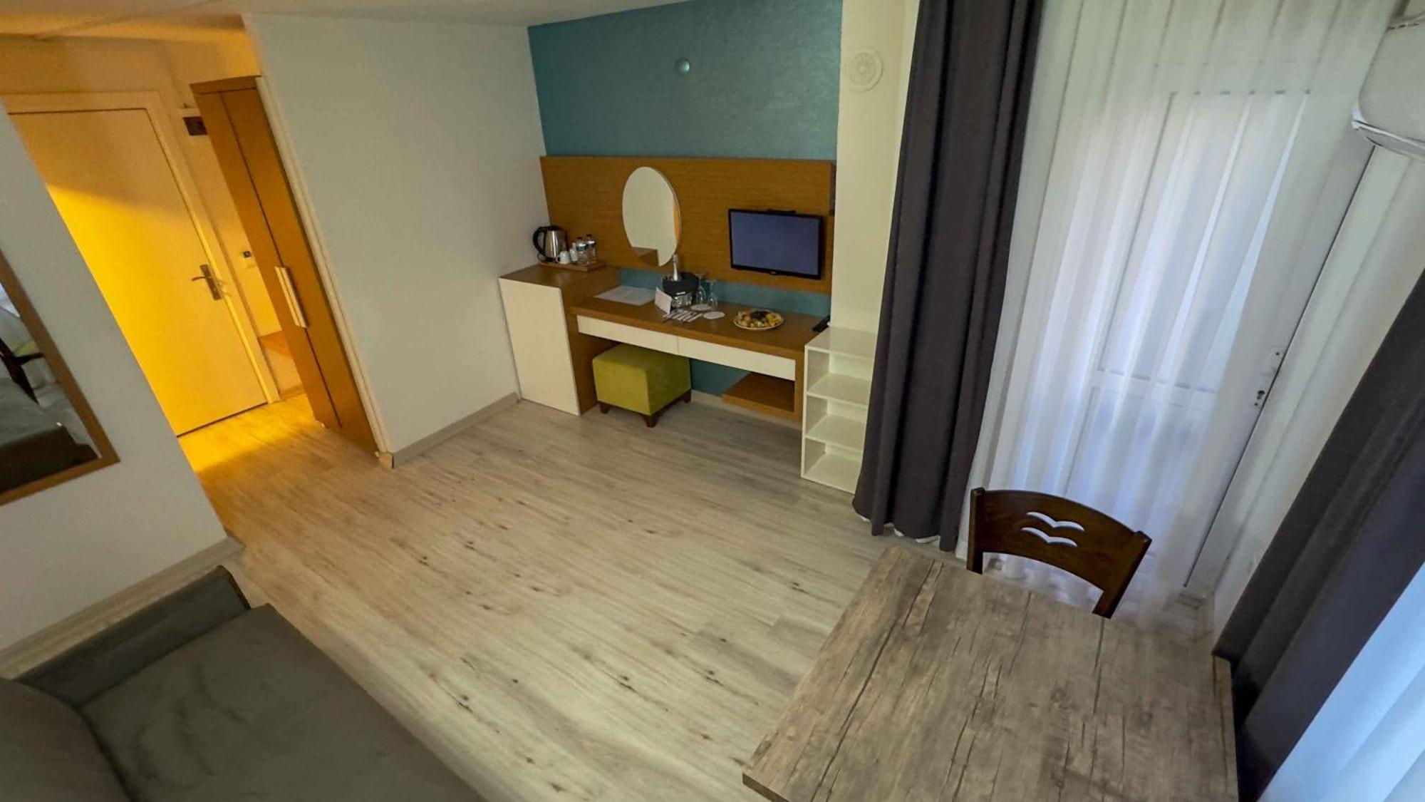La Bella Hotel Kusadasi