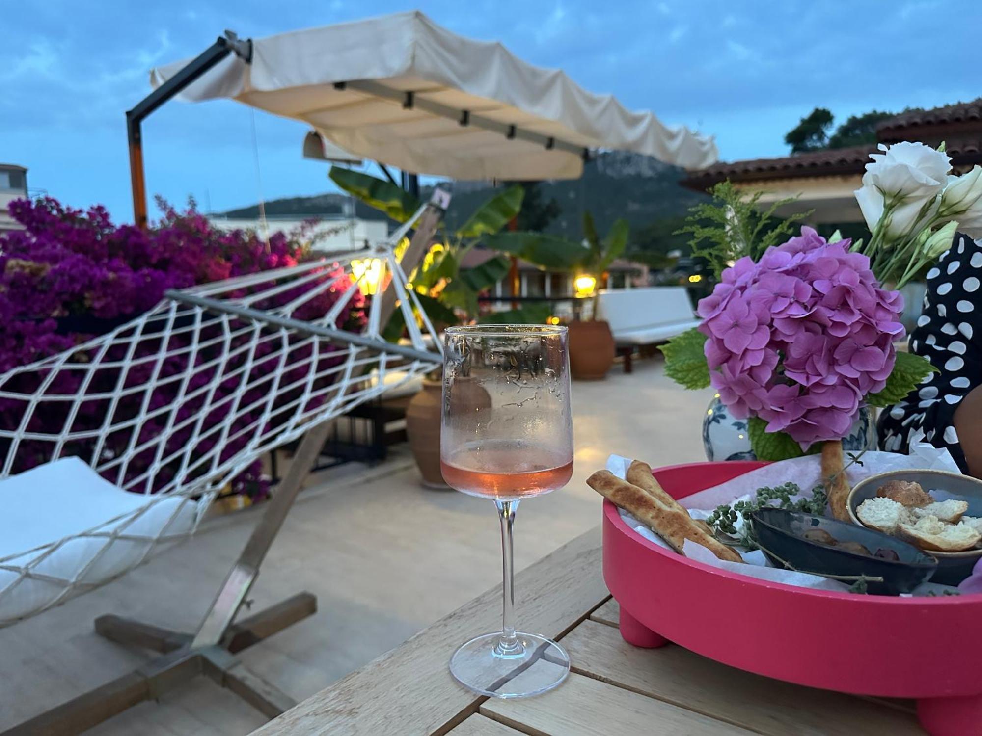 Aparthotel Naturella 3*