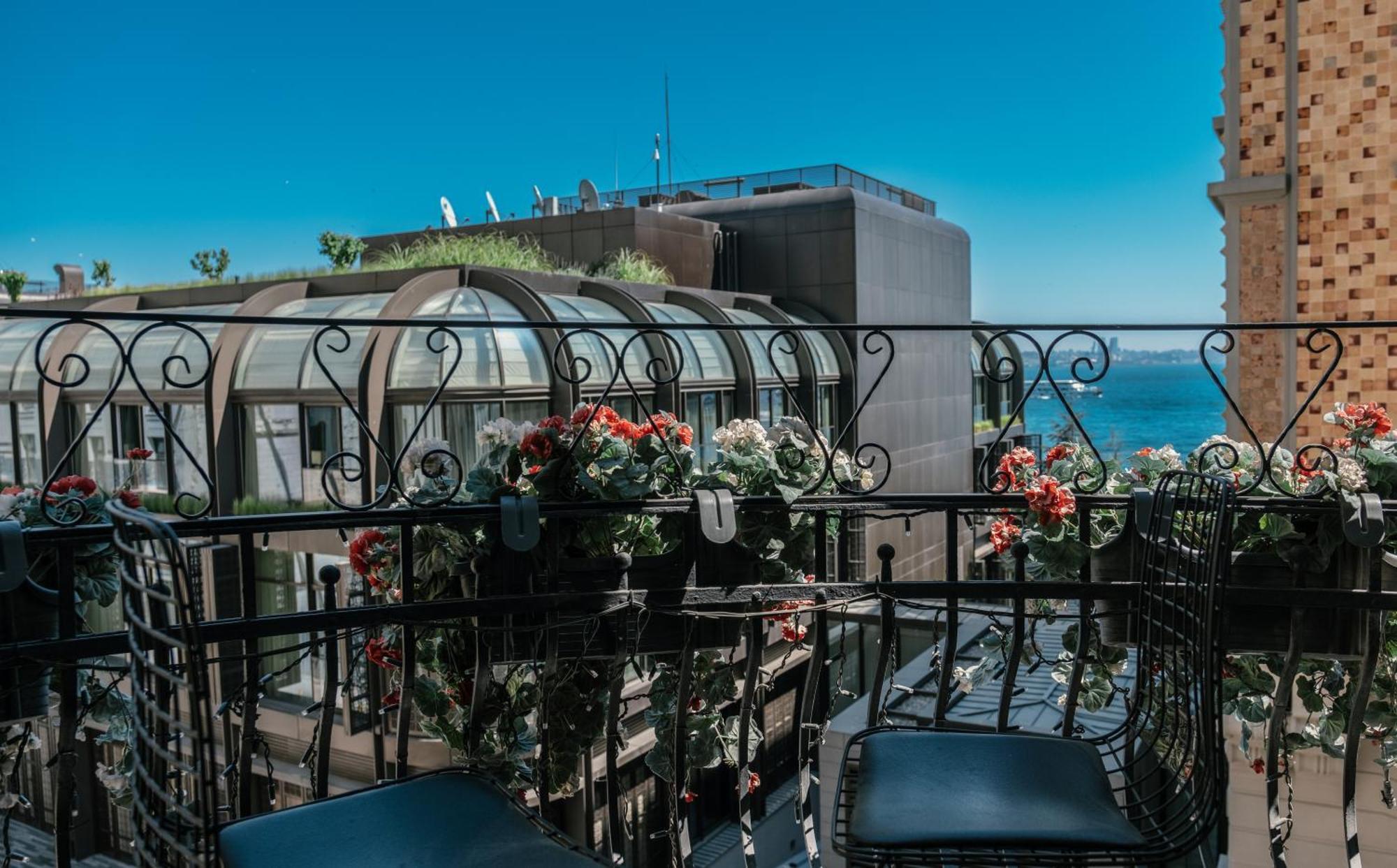 De Reve Galata-special Class
