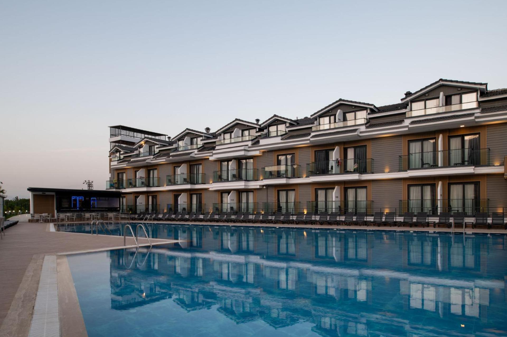 Ramada By Wyndham Pamukkale Thermal Hotel