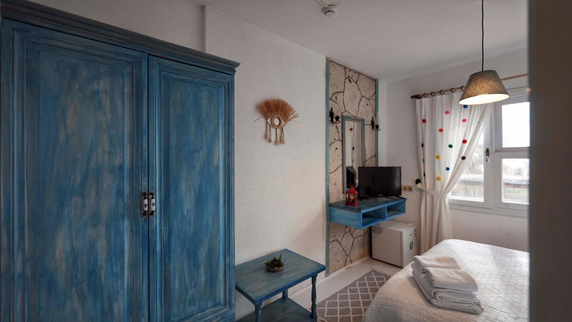 Hotel Tash Mekan