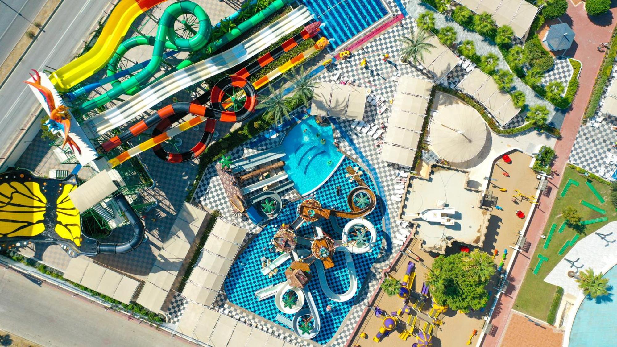 Resort Crystal Admiral & Kizilot