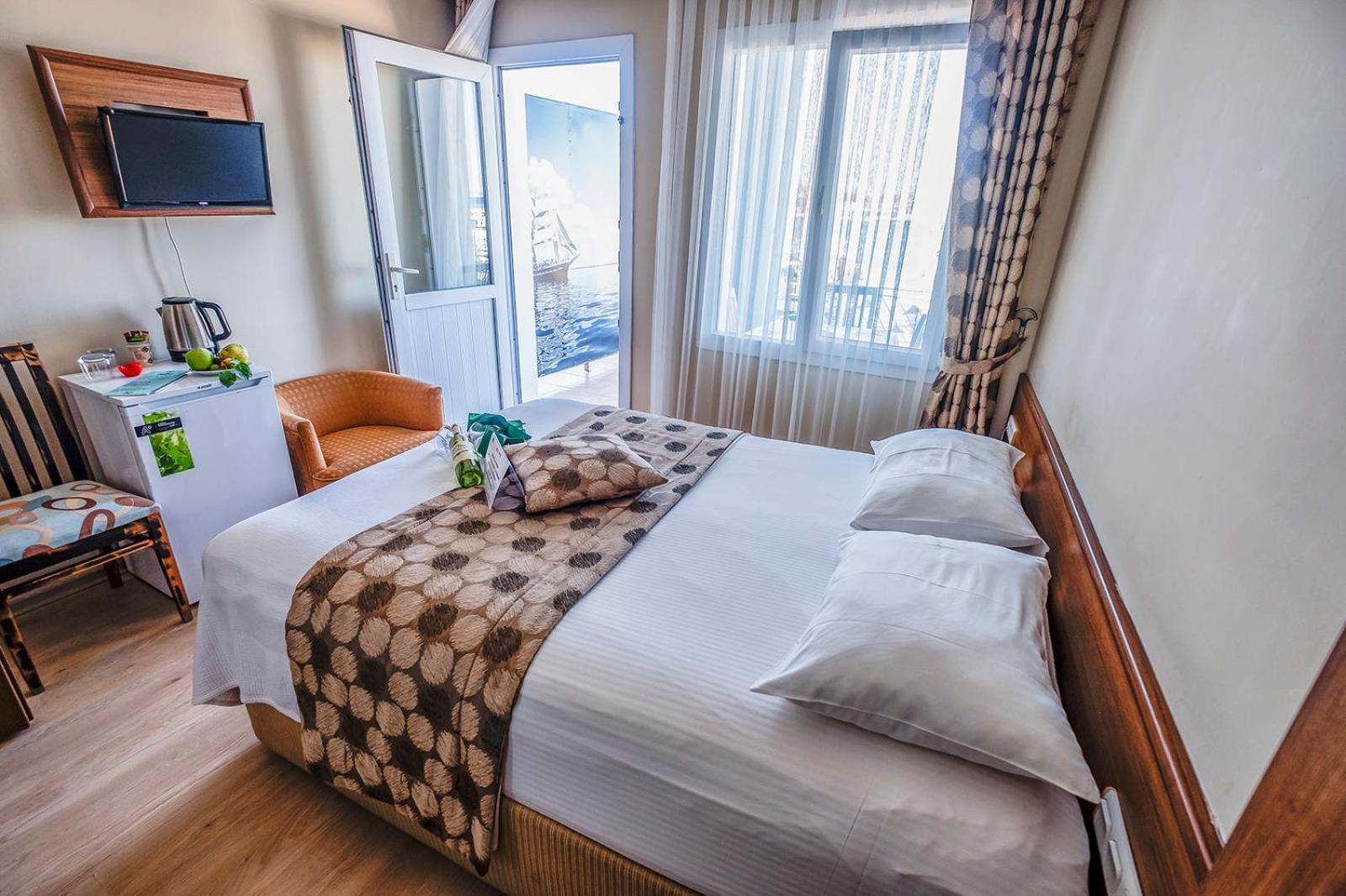 Vongole Hotel *