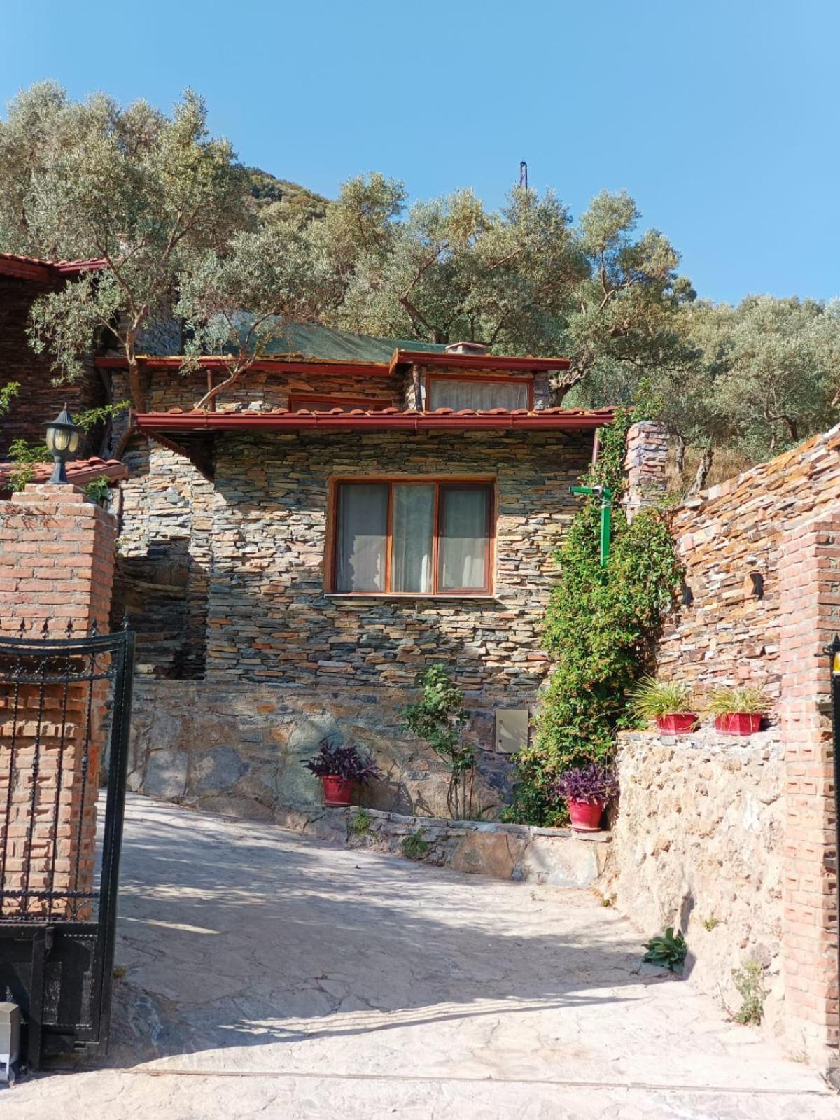 Bed & Breakfast Sirince Klaseas Hotel&restaurant 3*