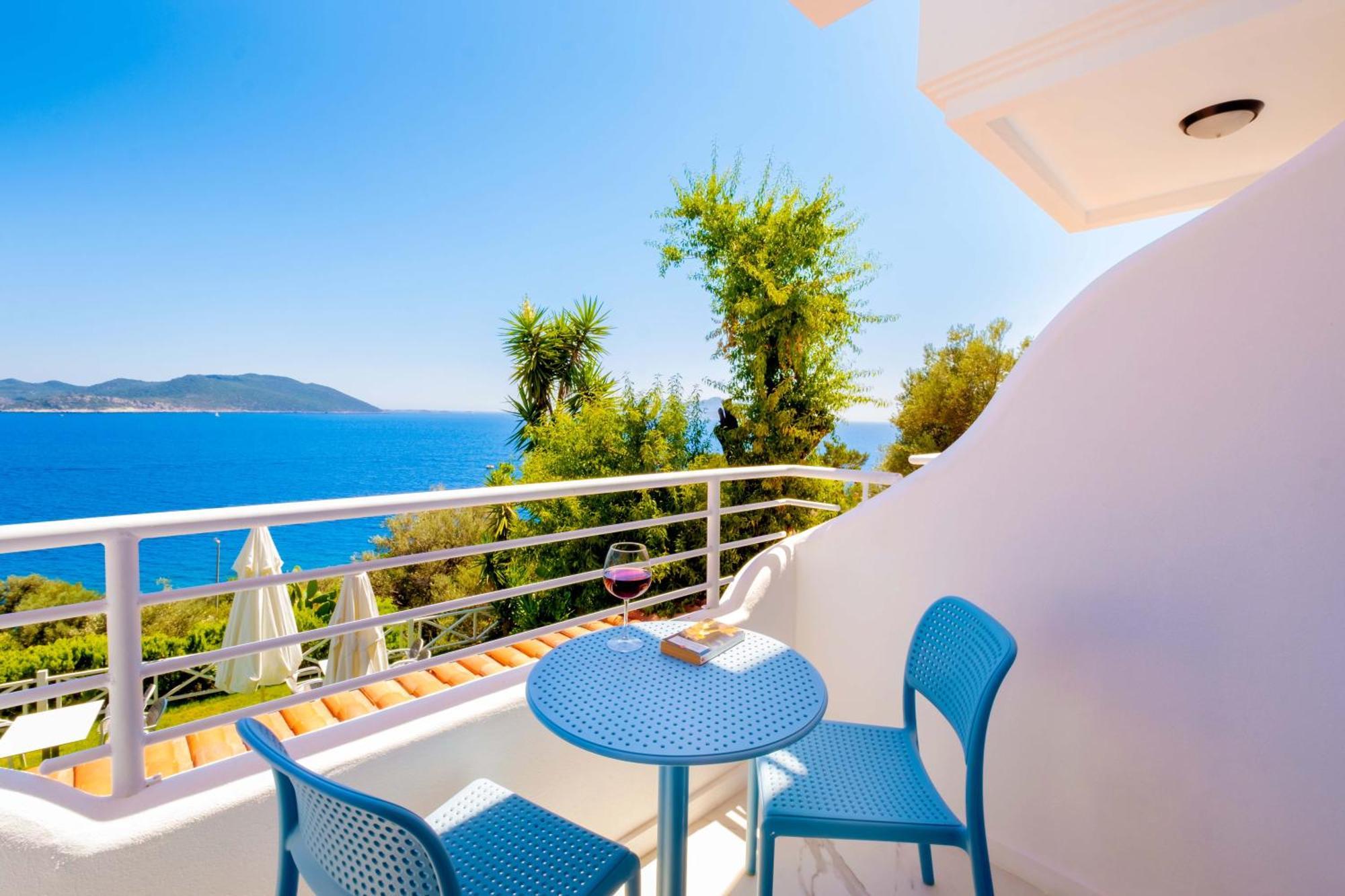 Hotel Payam 4*