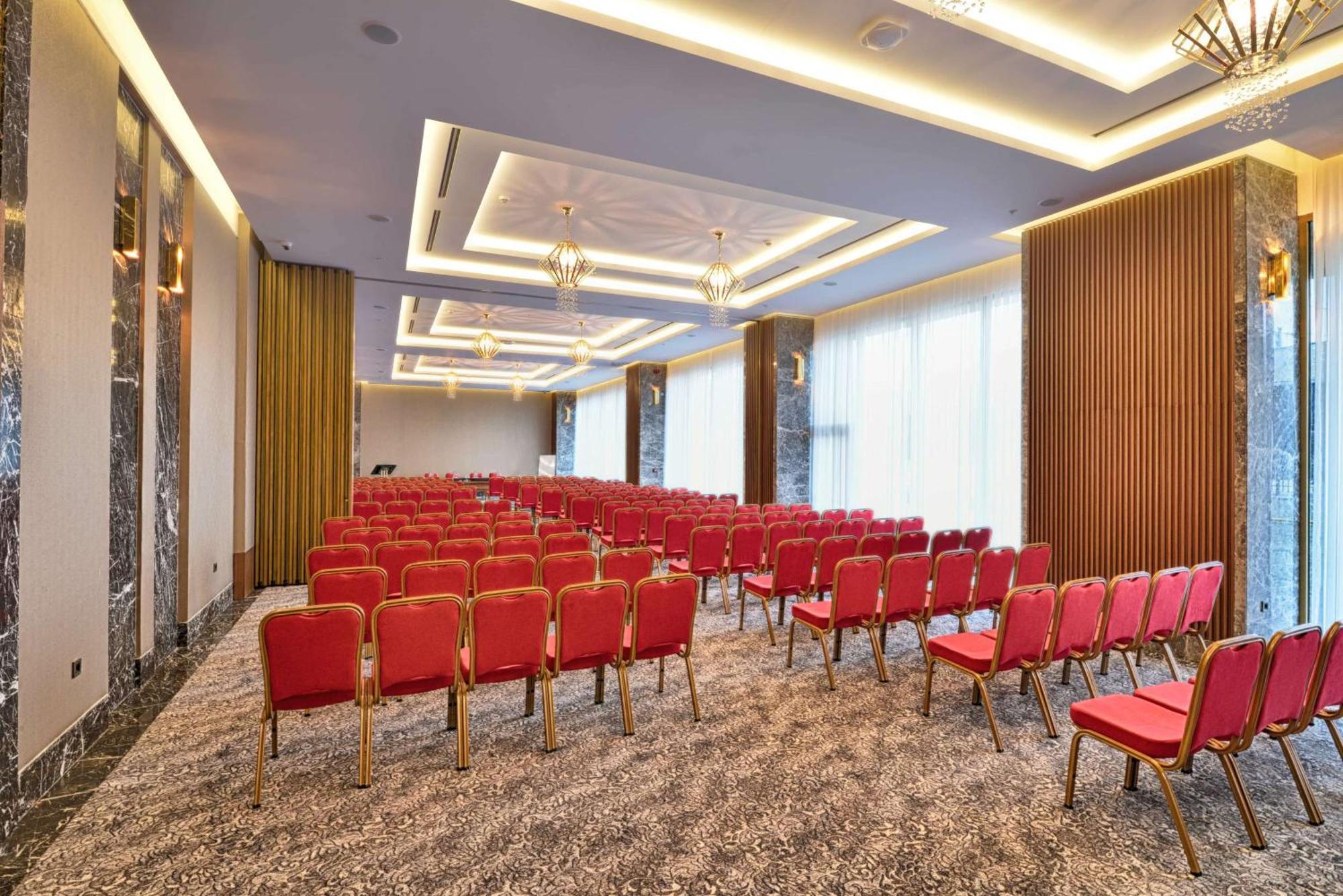 Western Premier Ottoperla Hotel