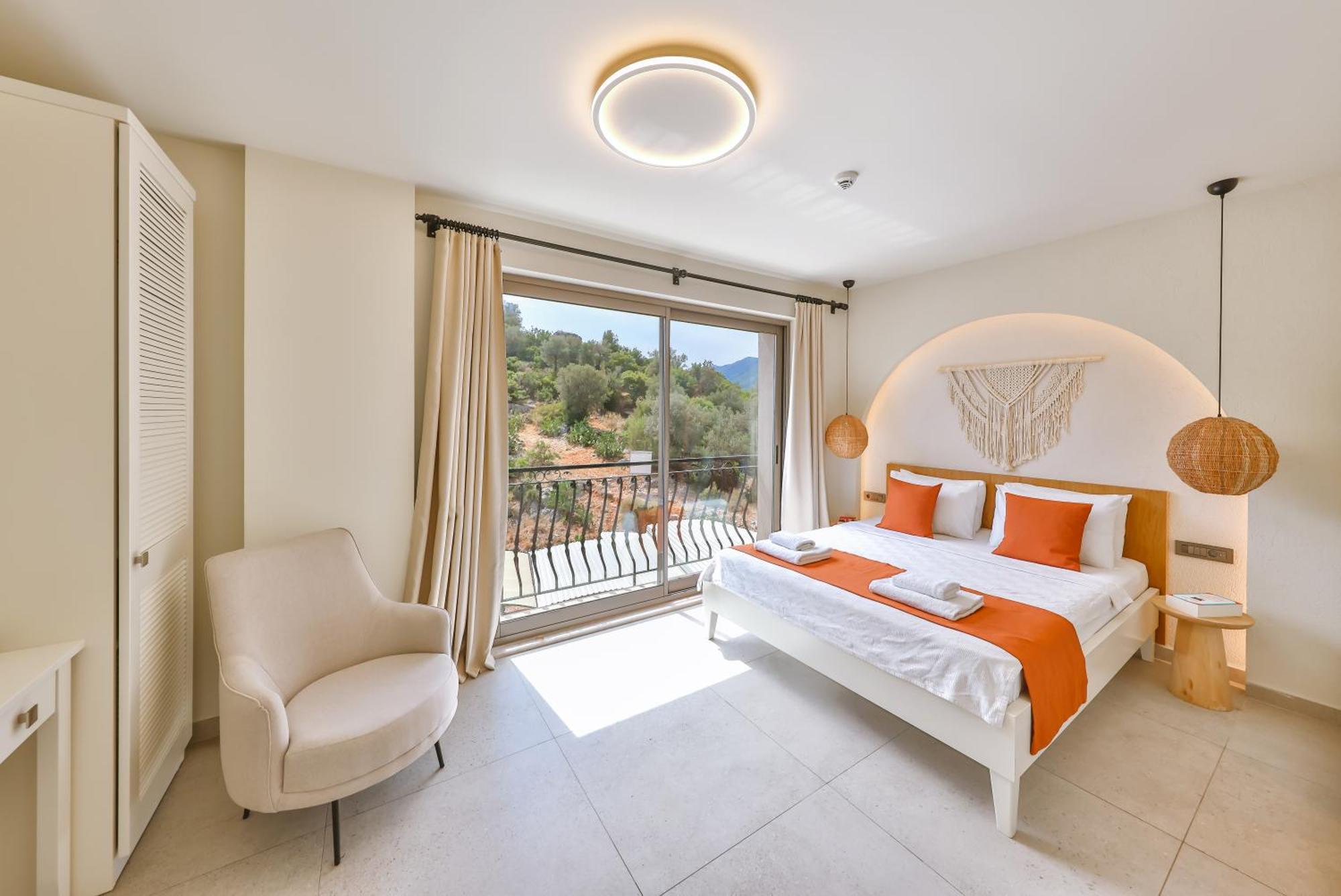 Pastel Hotel