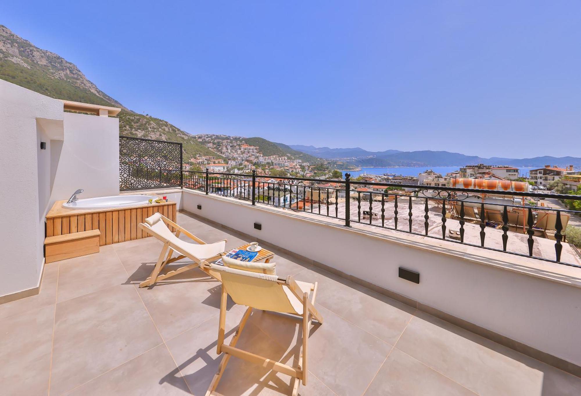 Pastel Hotel Kas
