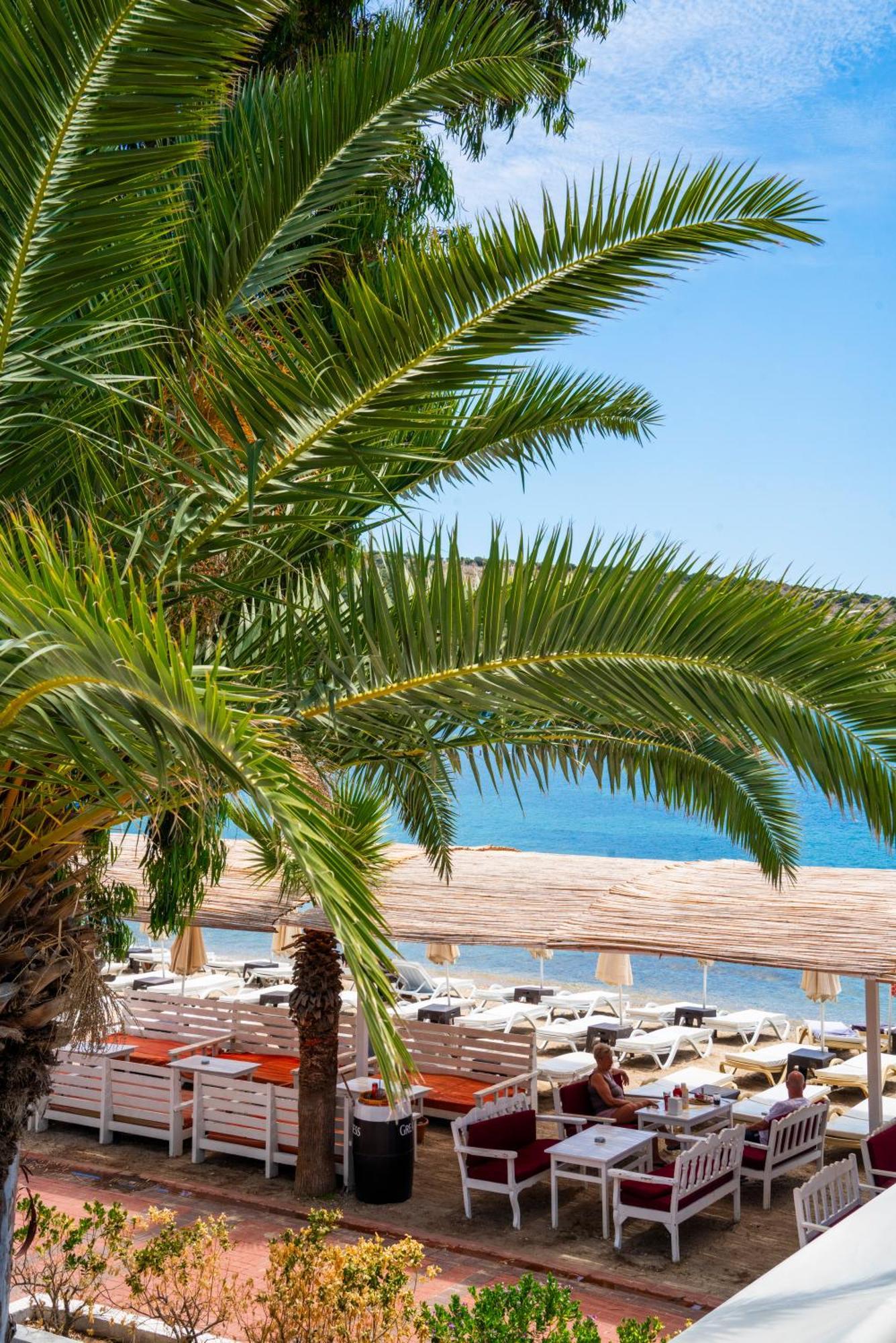 Manuela Boutique Hotel 3*
