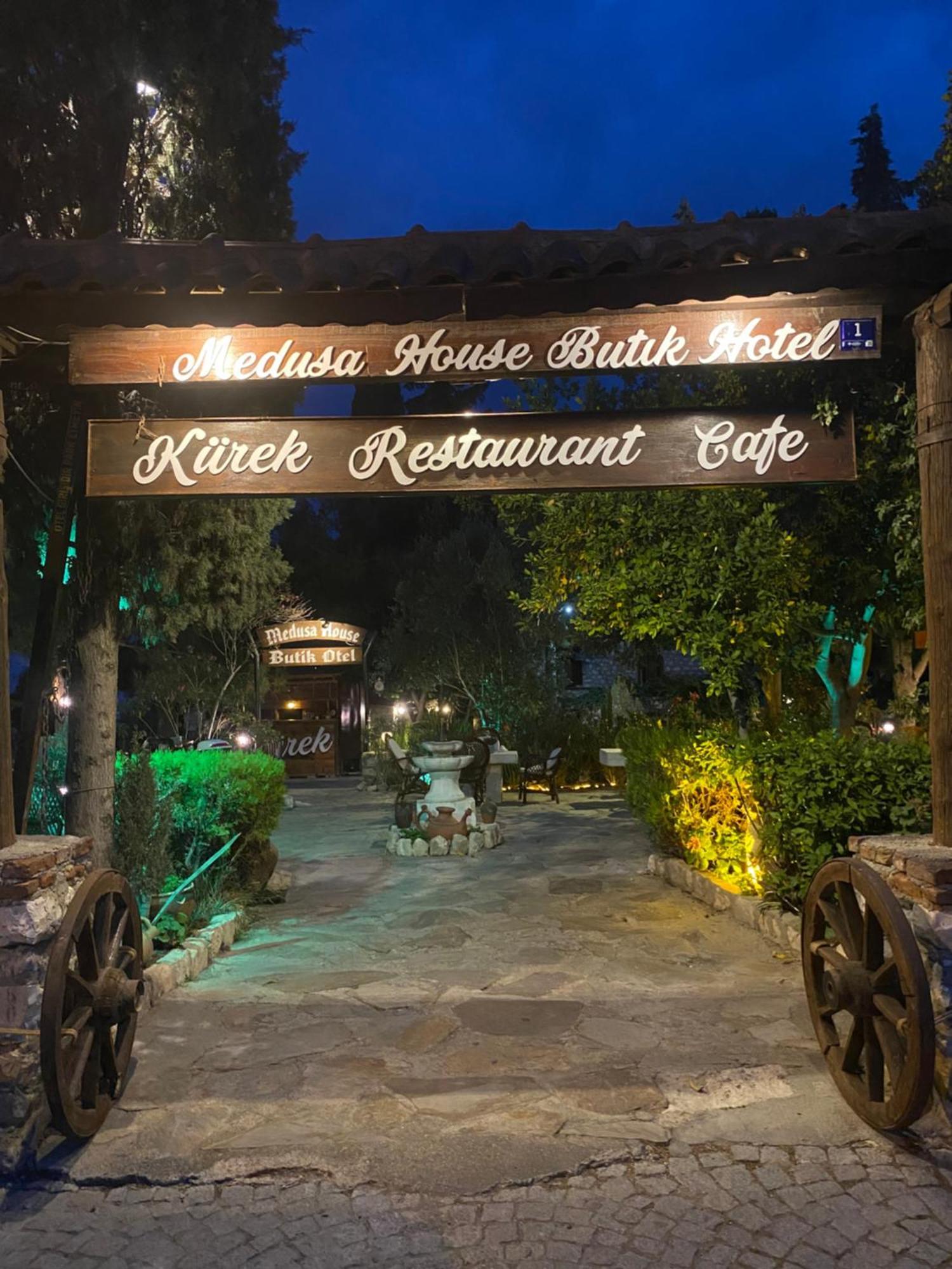 Medusa House Butik *