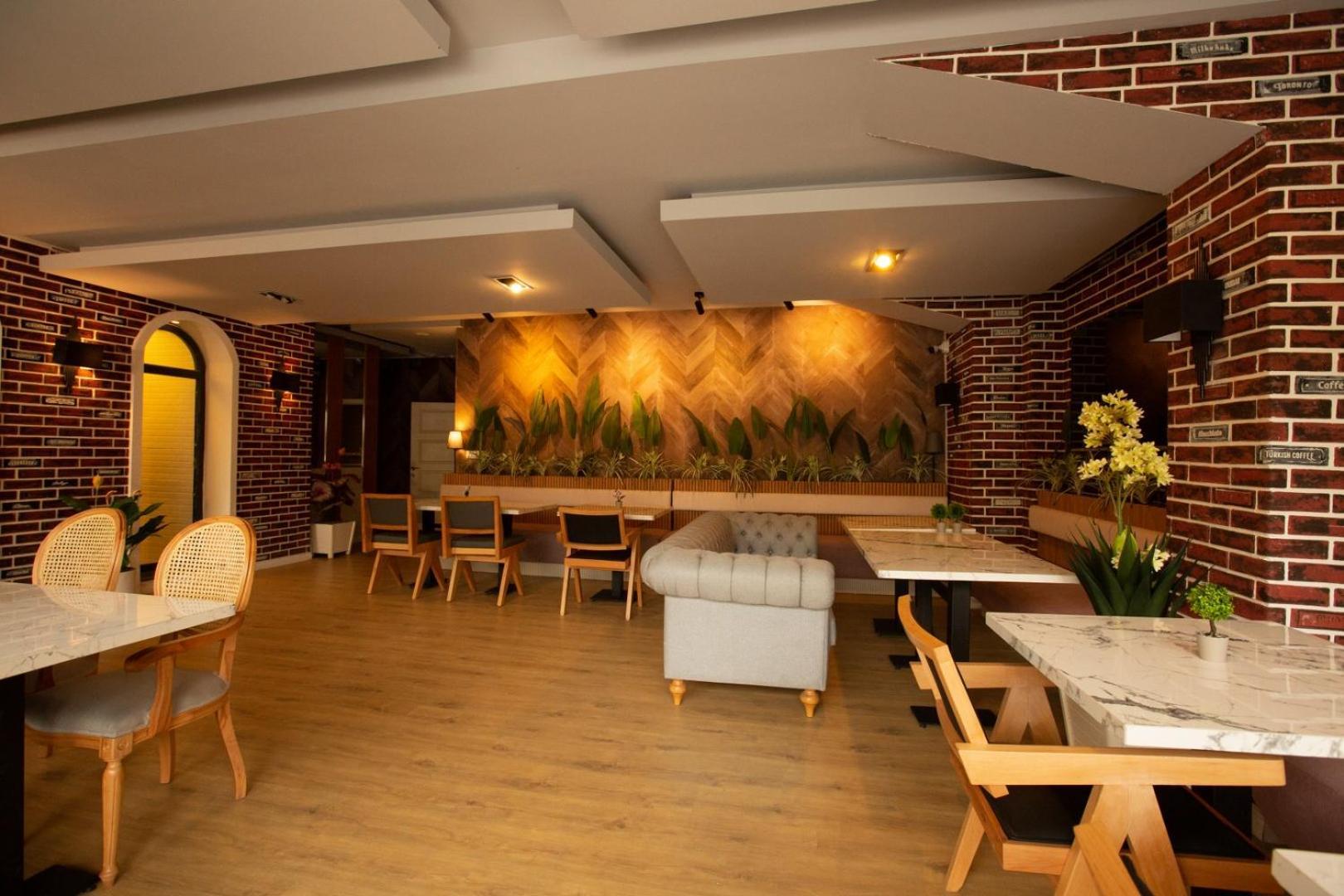 Aparthotel Double Bond