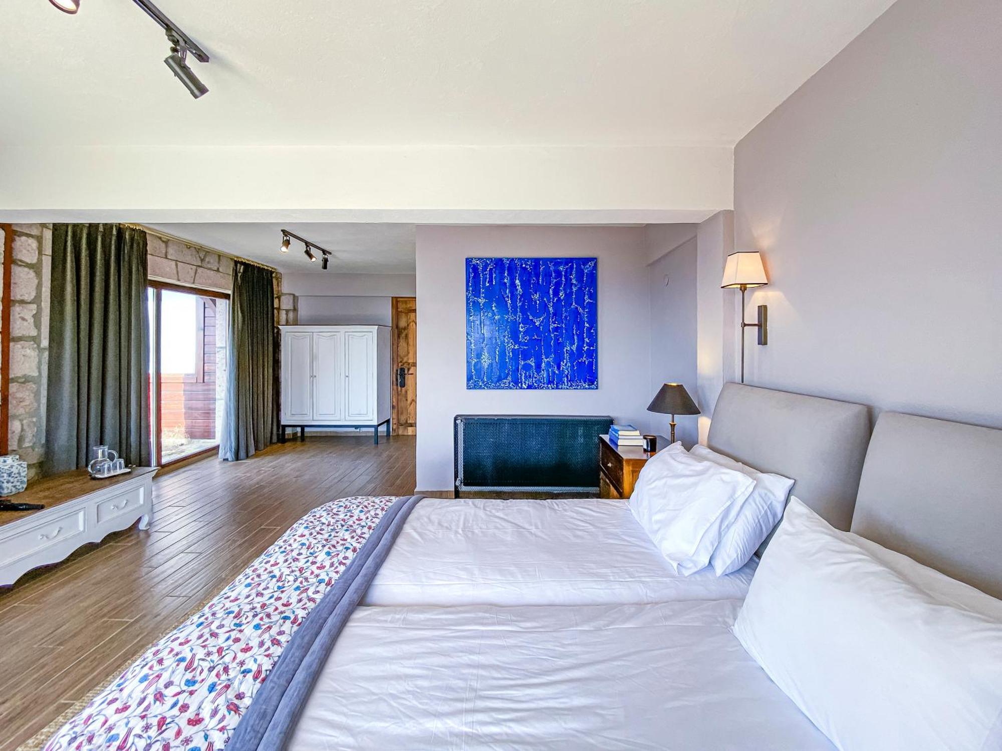 Hotel Simurg