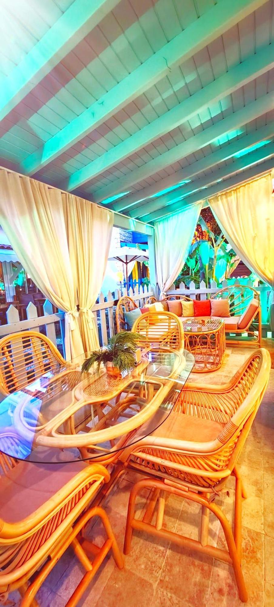 Hotel Banana Food & - Adults Only 3*