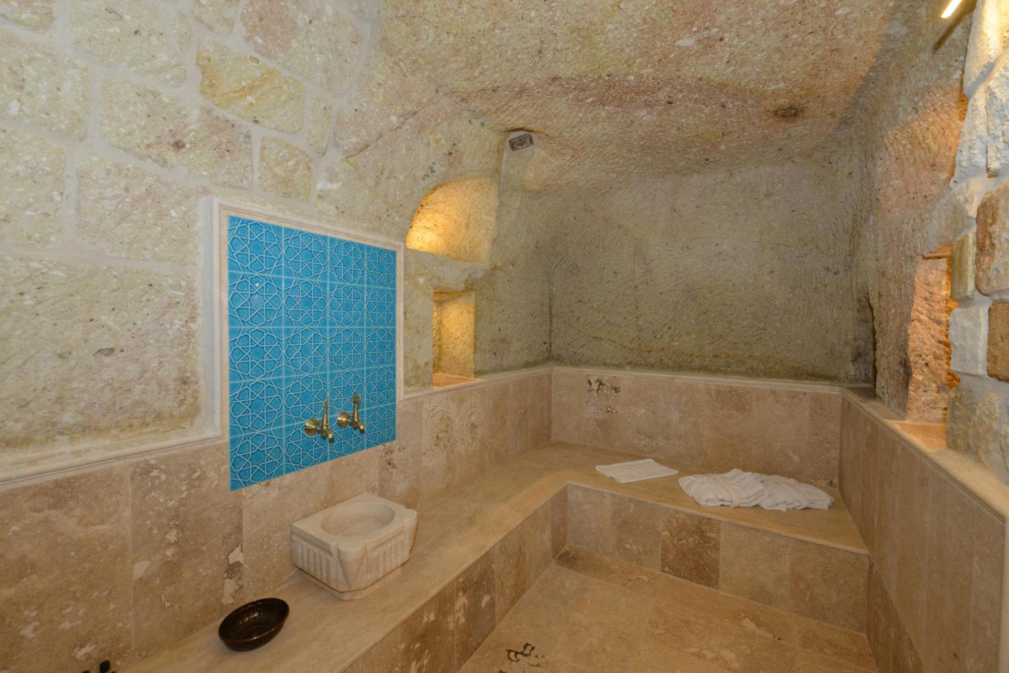Hotel Evanthia Cave 5*