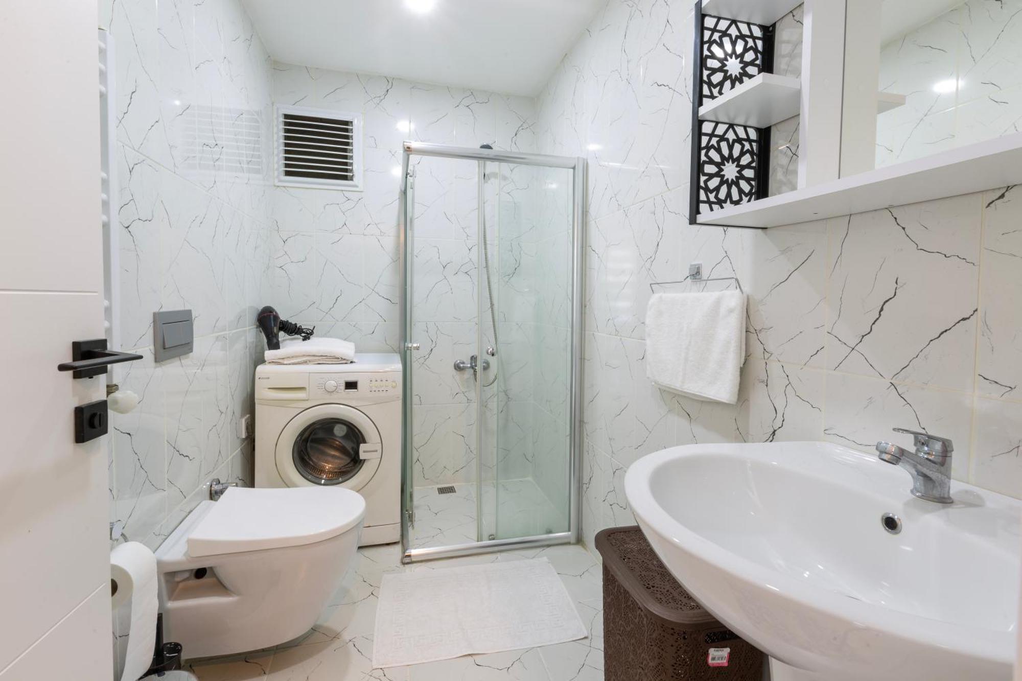 Aparthotel Zal *