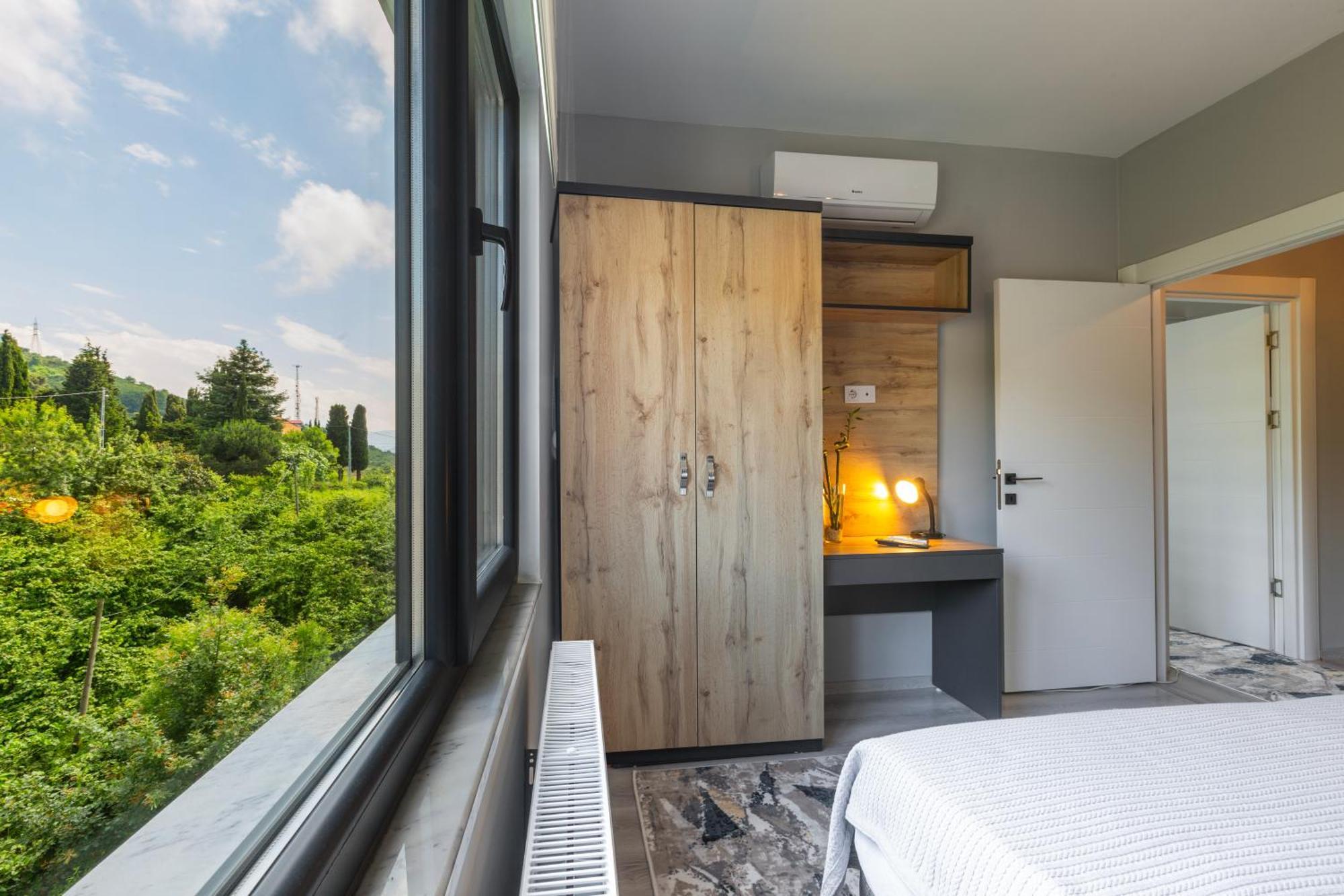 Aparthotel Zal *