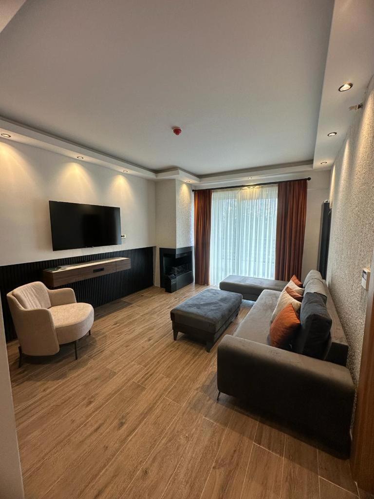 Amorium & Wooden Stone House 4*