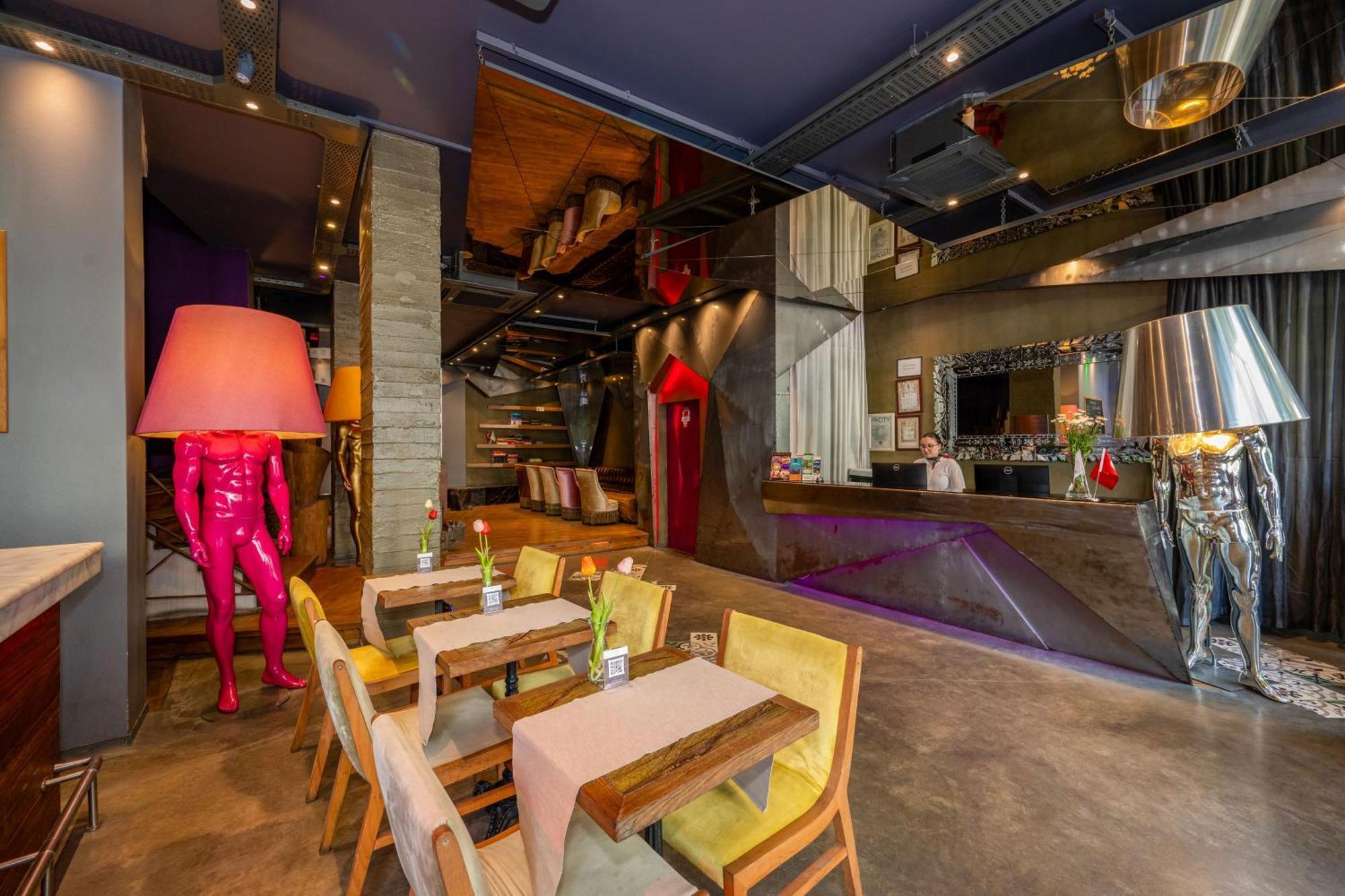 Tulip & 4* Istanbul
