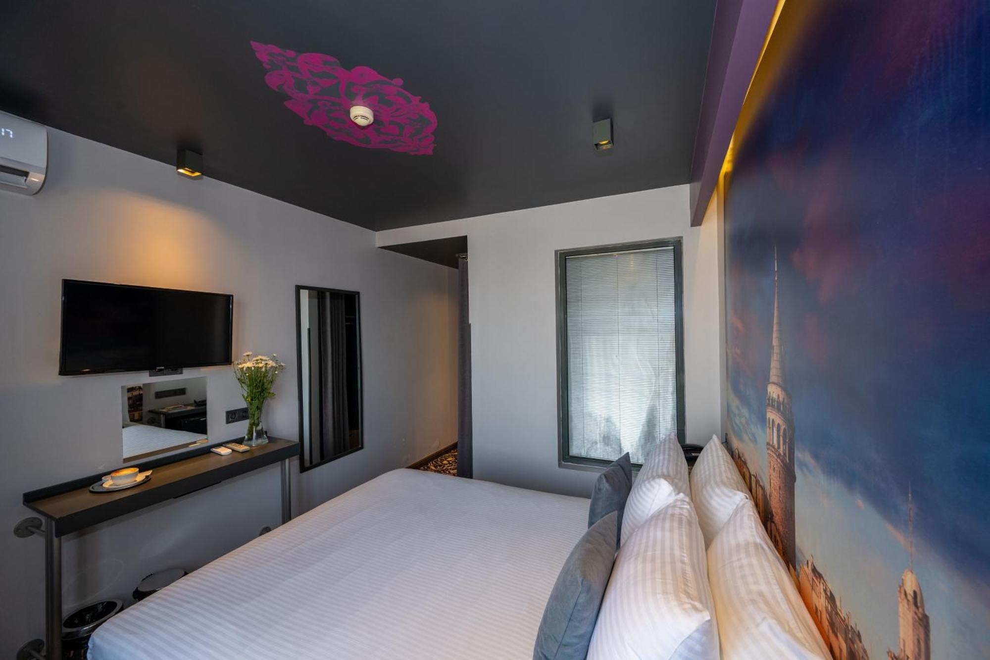 Tulip & Hotel 4*