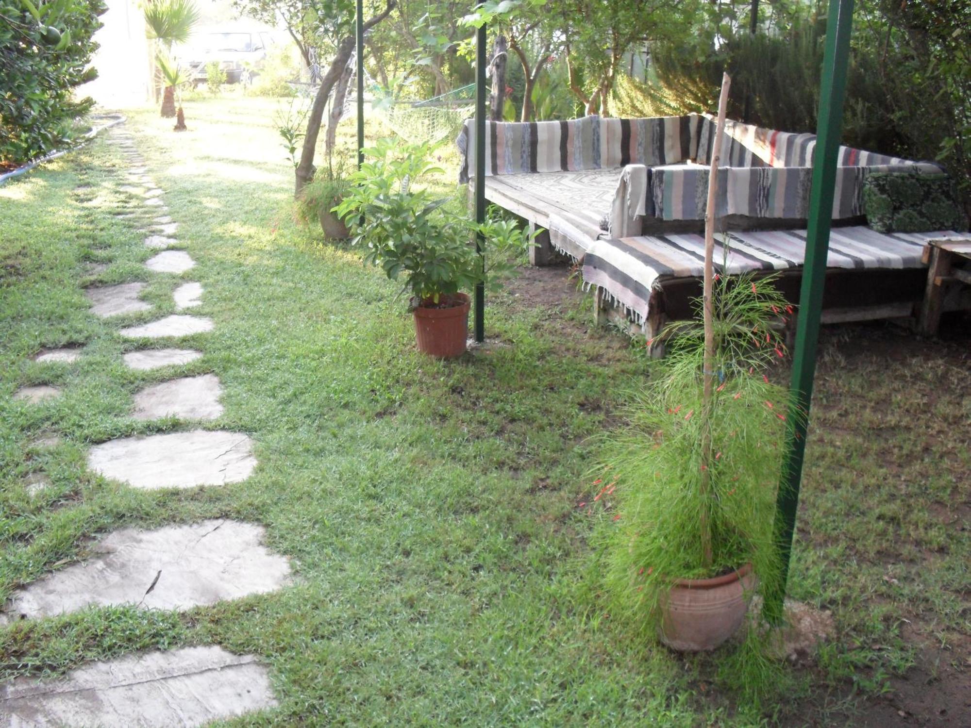 Cesur Pansiyon 2* Cirali