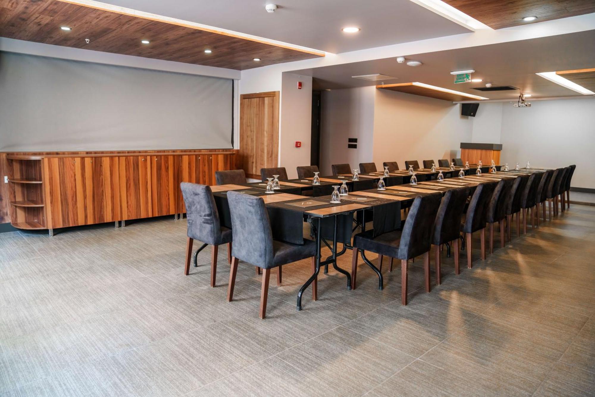 Sennacity Hotel