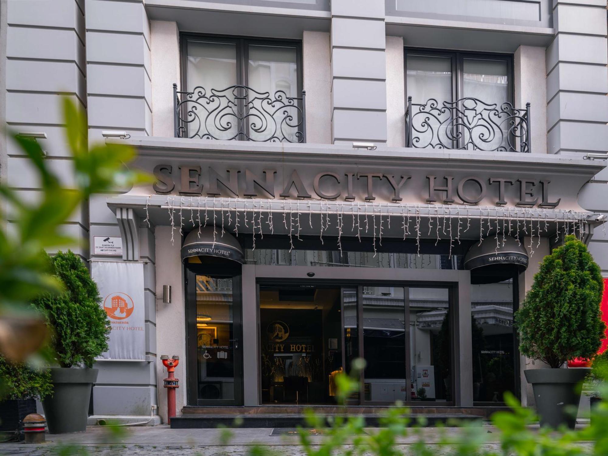 Sennacity 3*