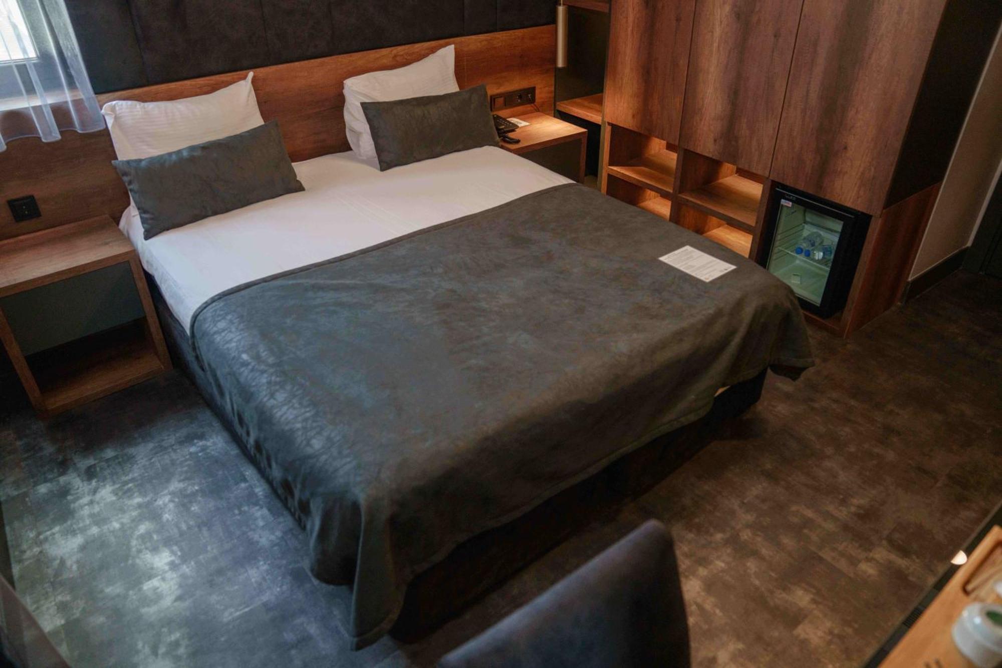 Sennacity 3*