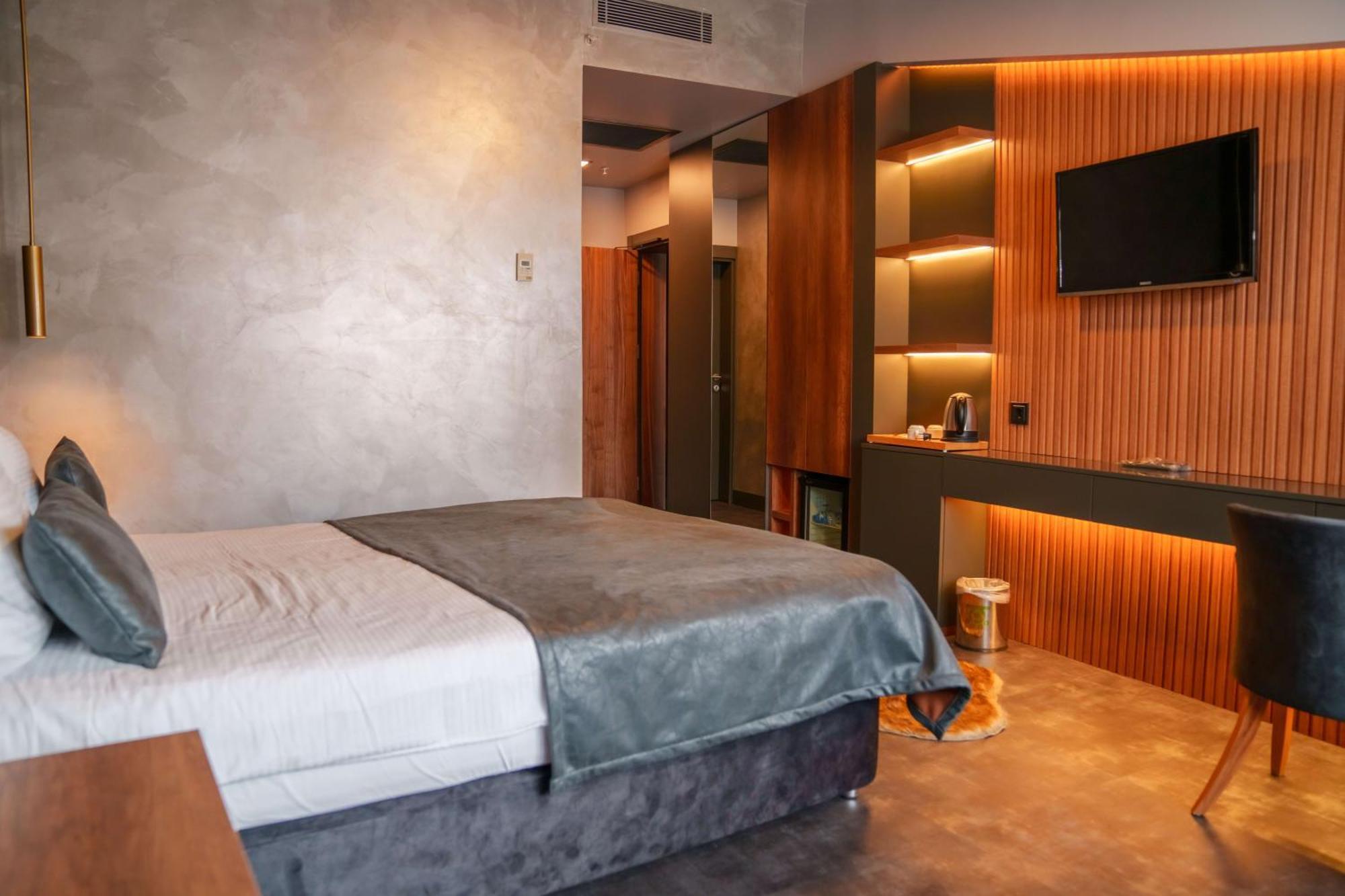 Hotel Sennacity 3*
