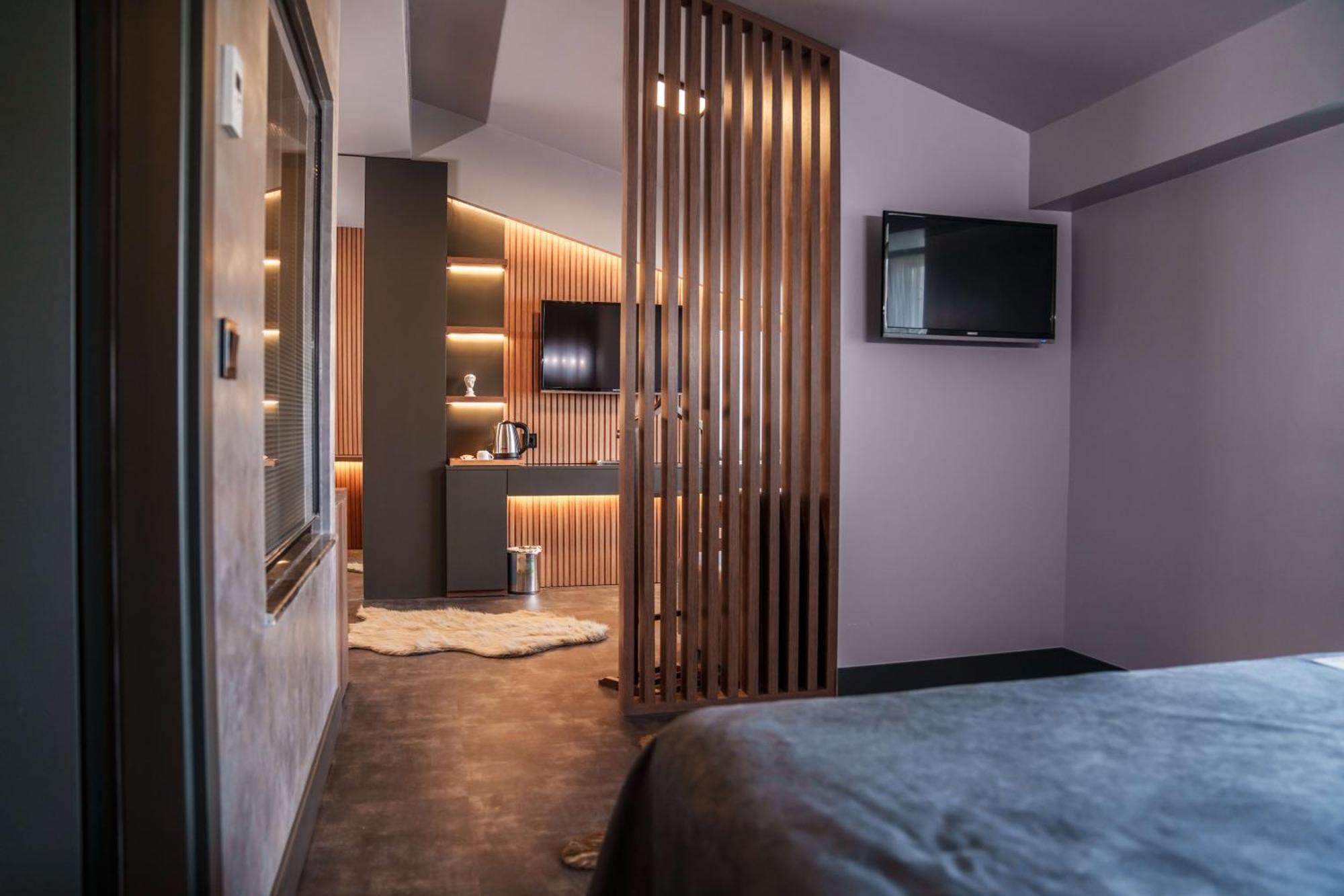 Sennacity 3*