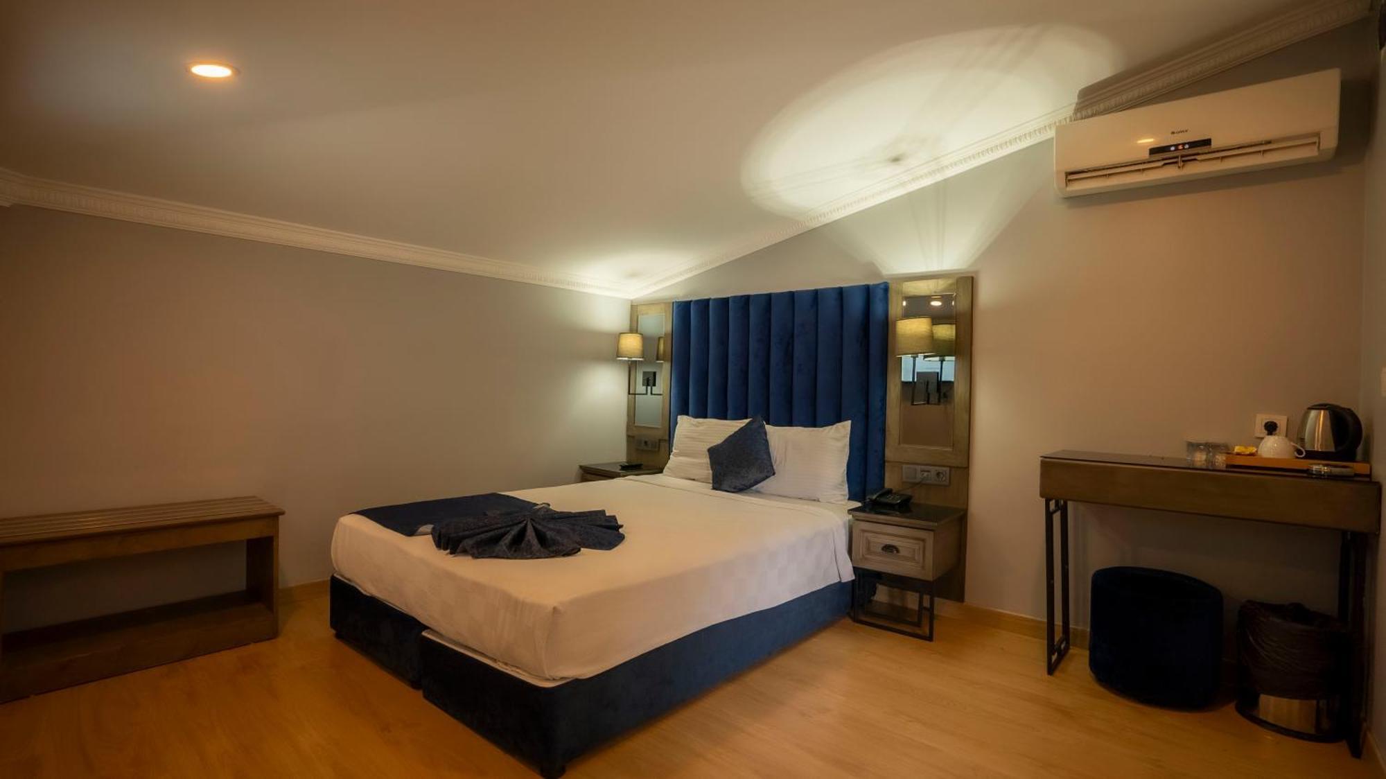 Hotel Farina By Cigno 4*