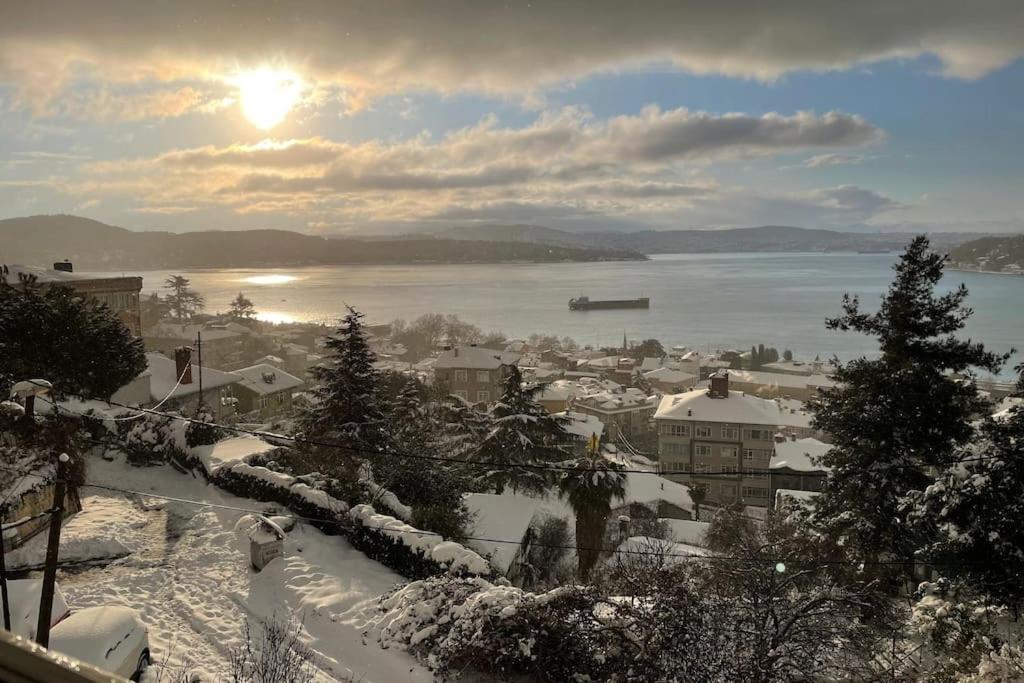Luxury With Bosphorus View In Sariyer! Apartment