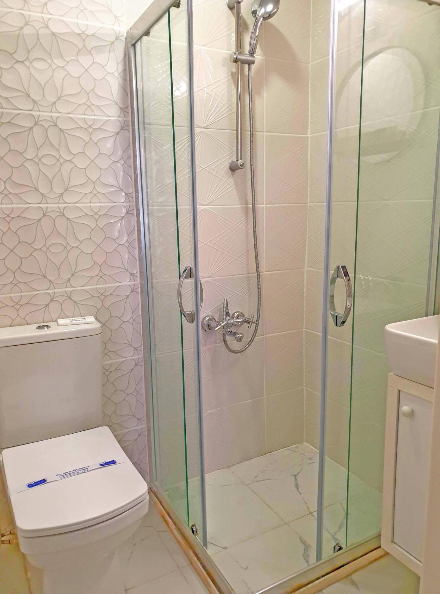 Hotel Midilli *