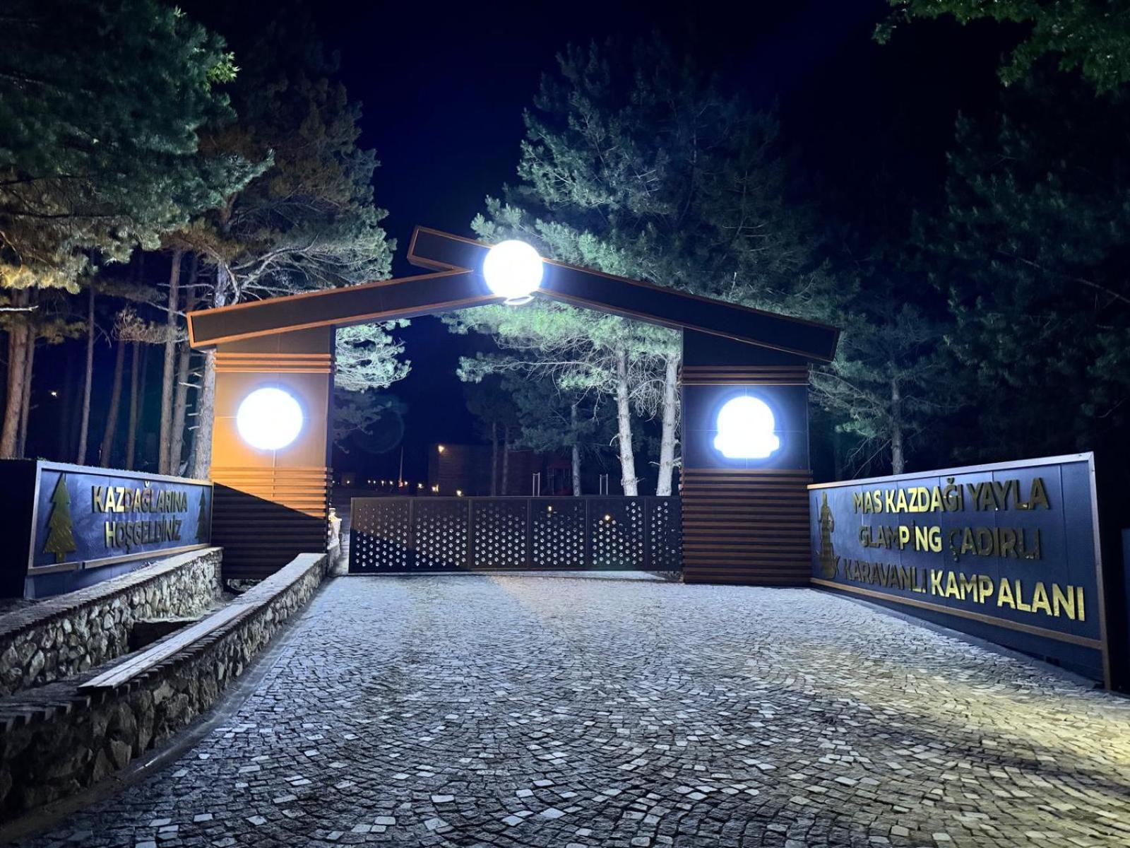Campsite Mas Kazdagi Glamping *