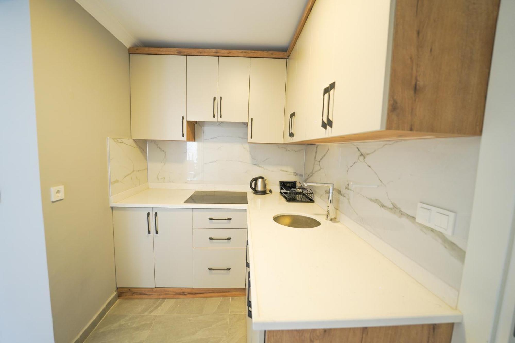 Han Apart Hotel Side 3*