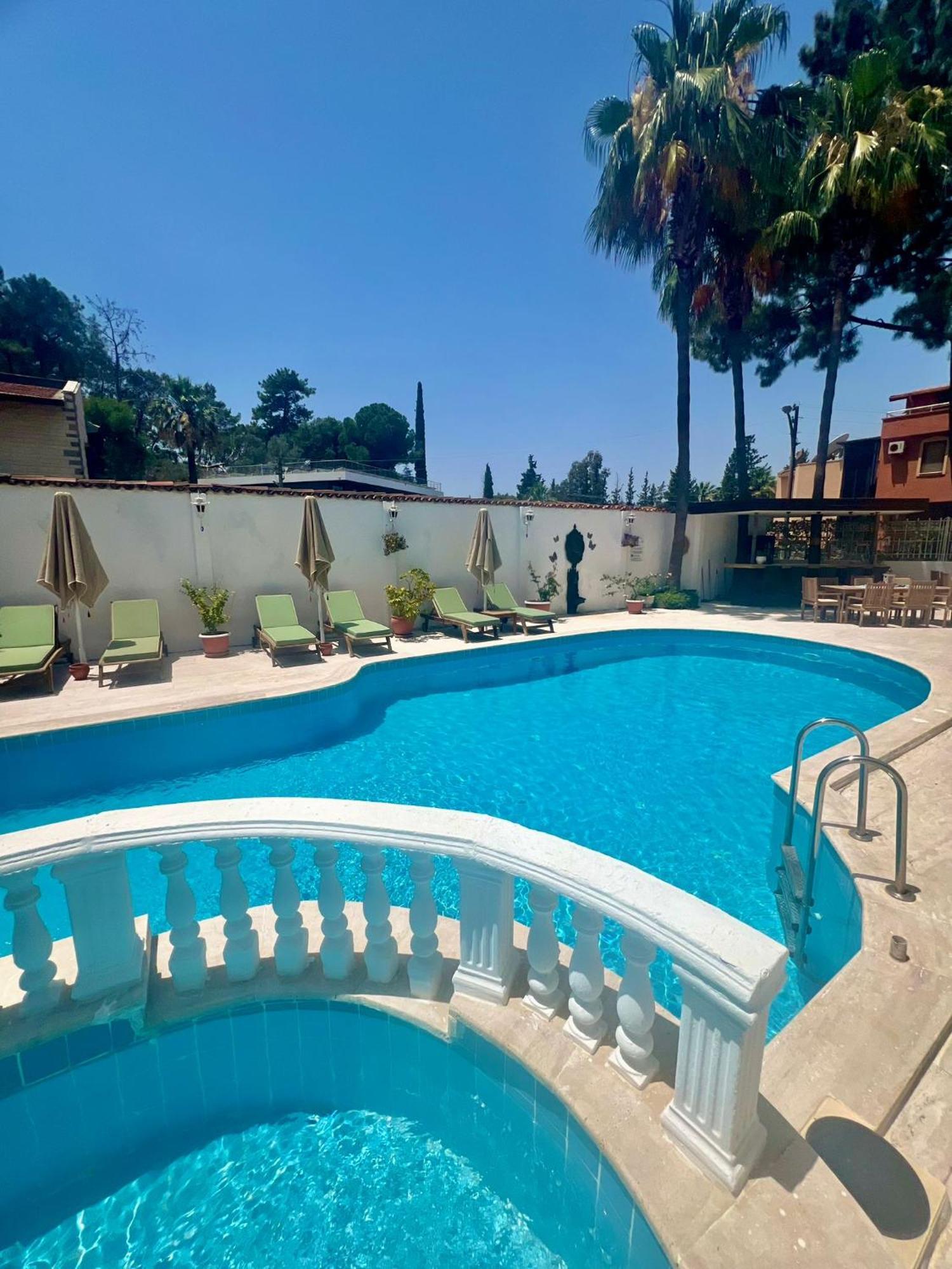 Carikci Hotel