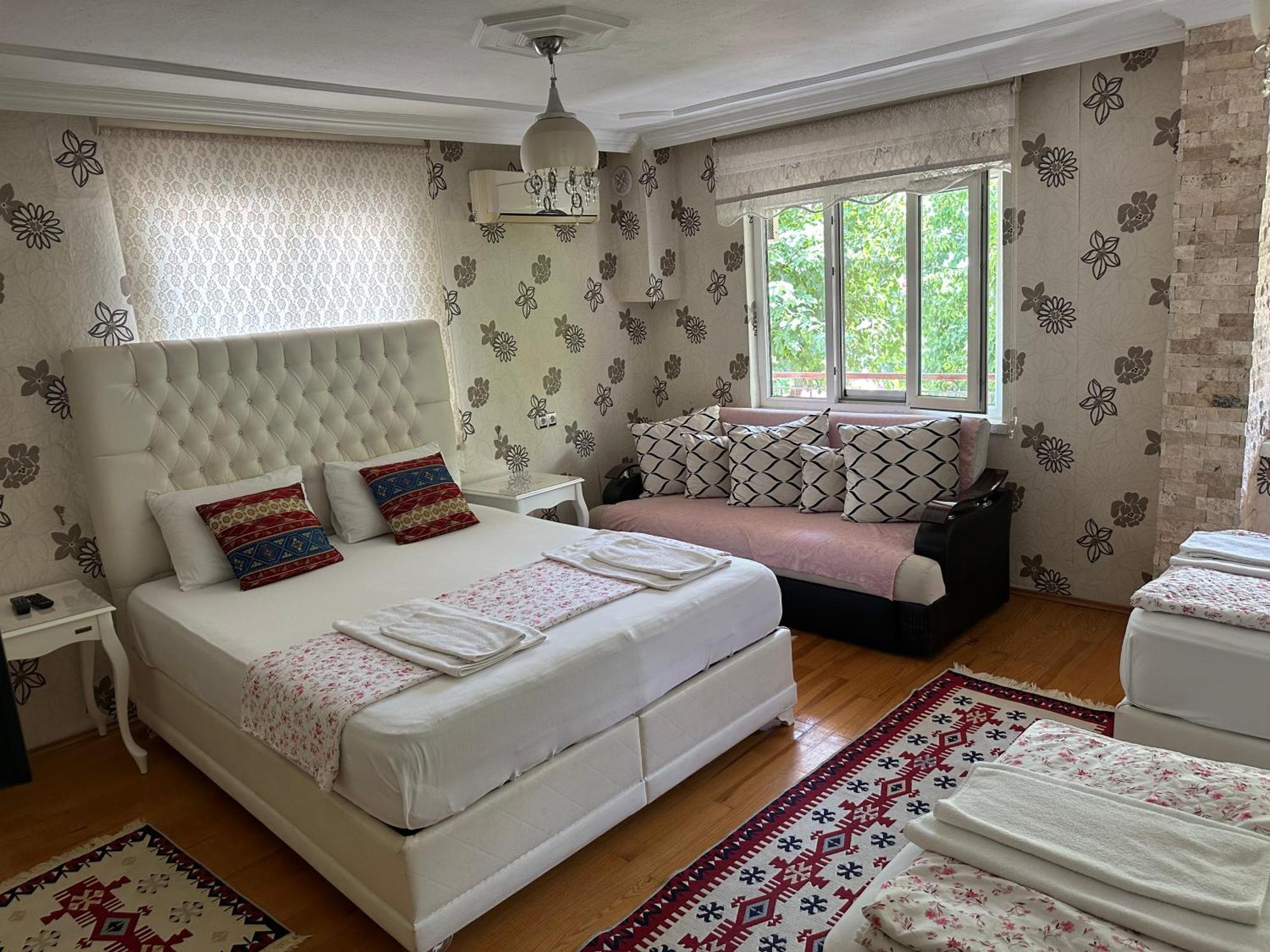 Sinter Terasse House 3*