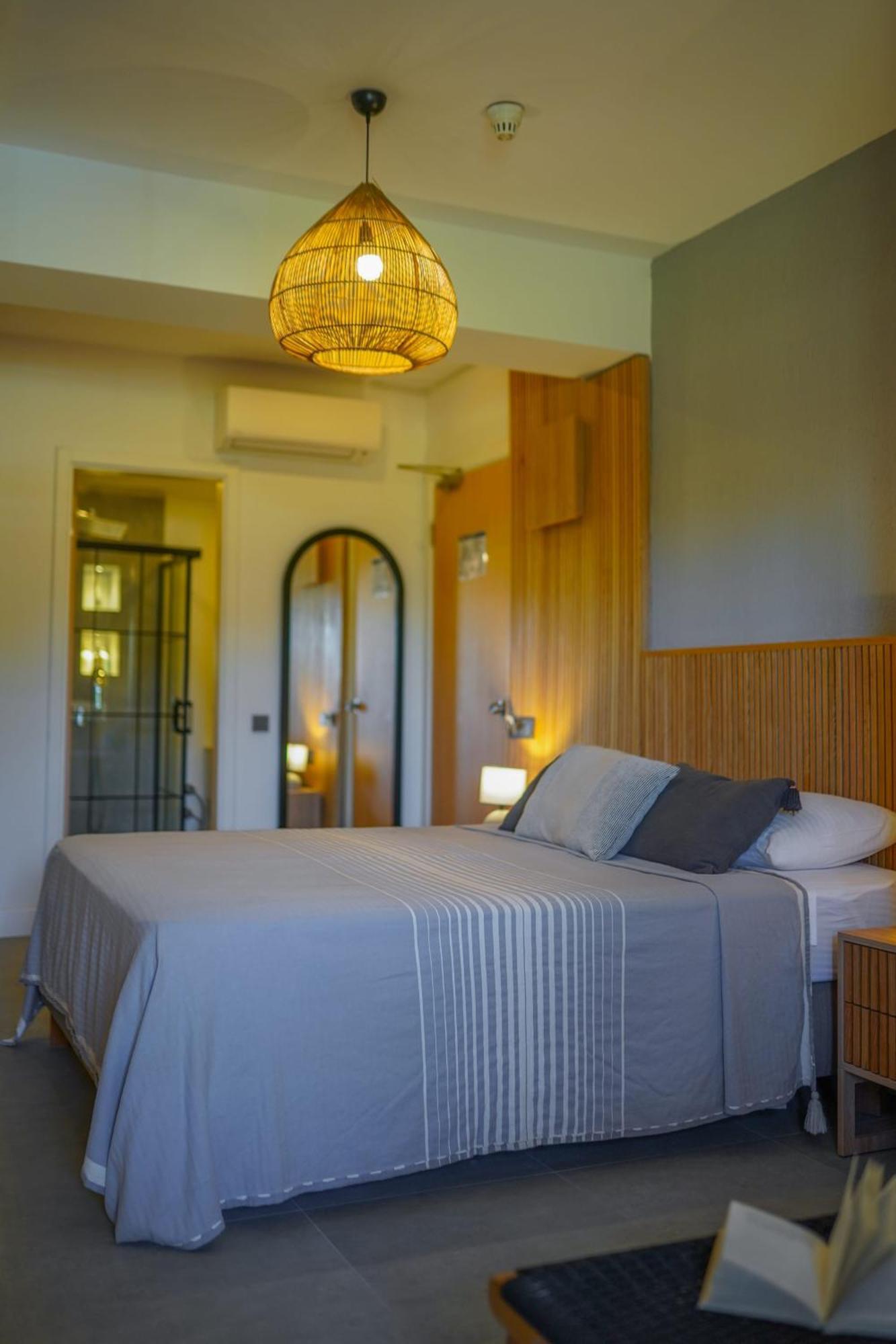 Hotel Club-e 3*