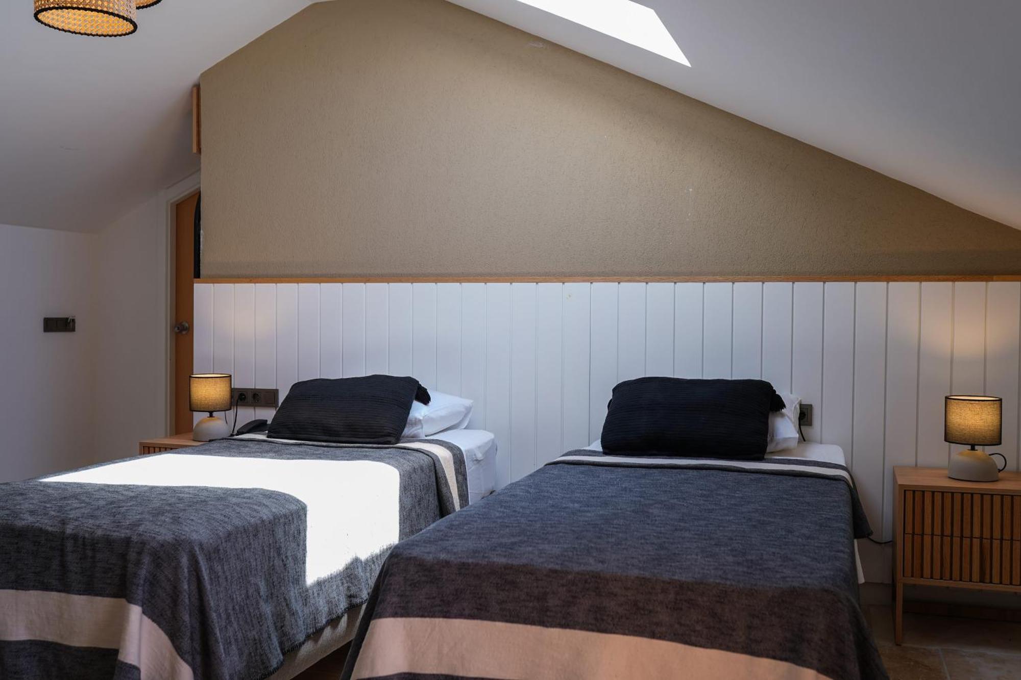Club-e Hotel 3*