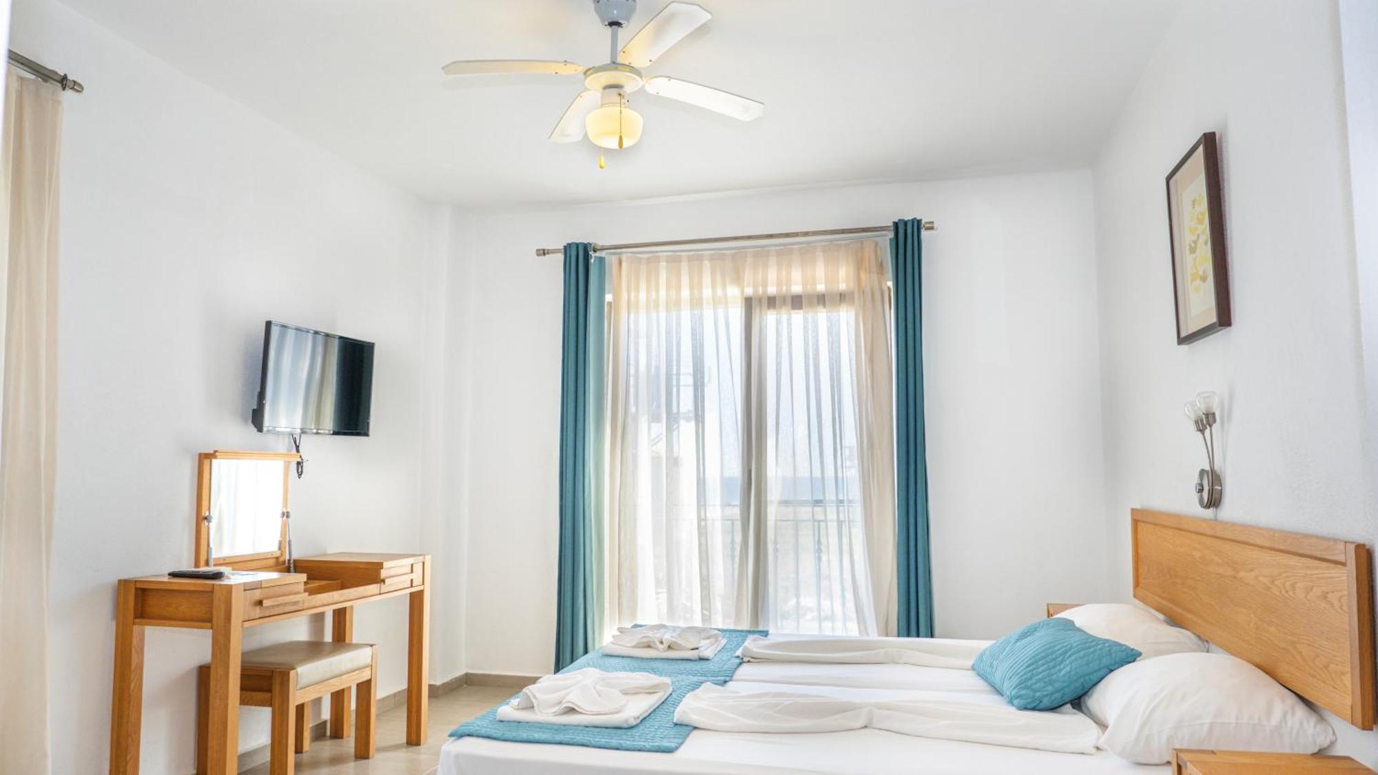 Kefalos Hotel