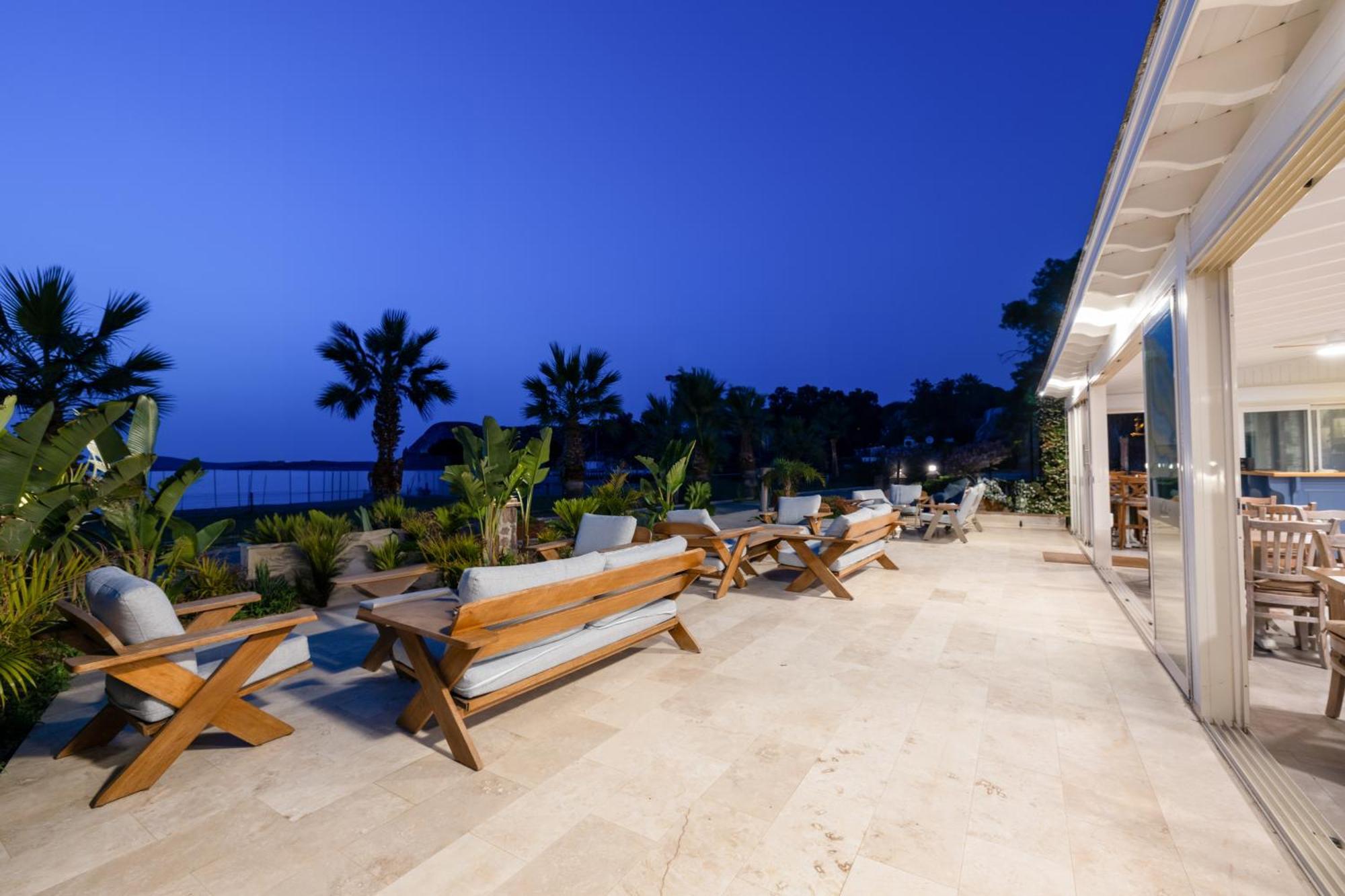 Hotel Navalia 2*