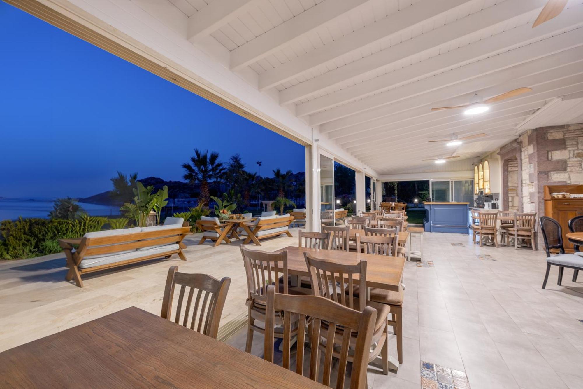 Hotel Navalia Foca